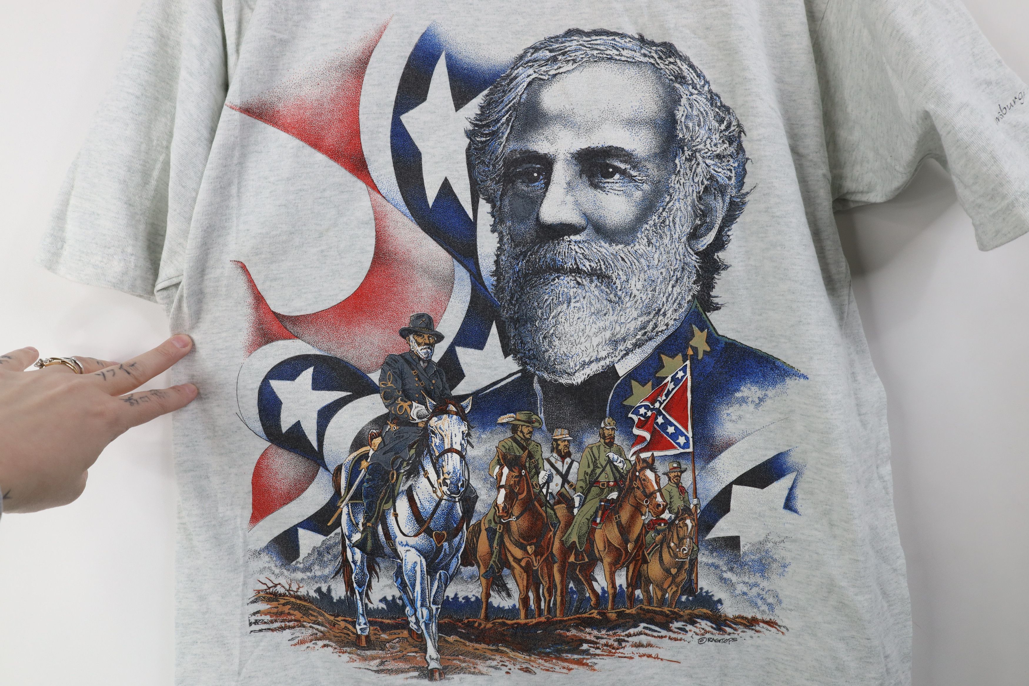 Vintage Vintage 90s Civil War General Robert E Lee T-Shirt Gray Size US L / EU 52-54 / 3 - 5 Thumbnail