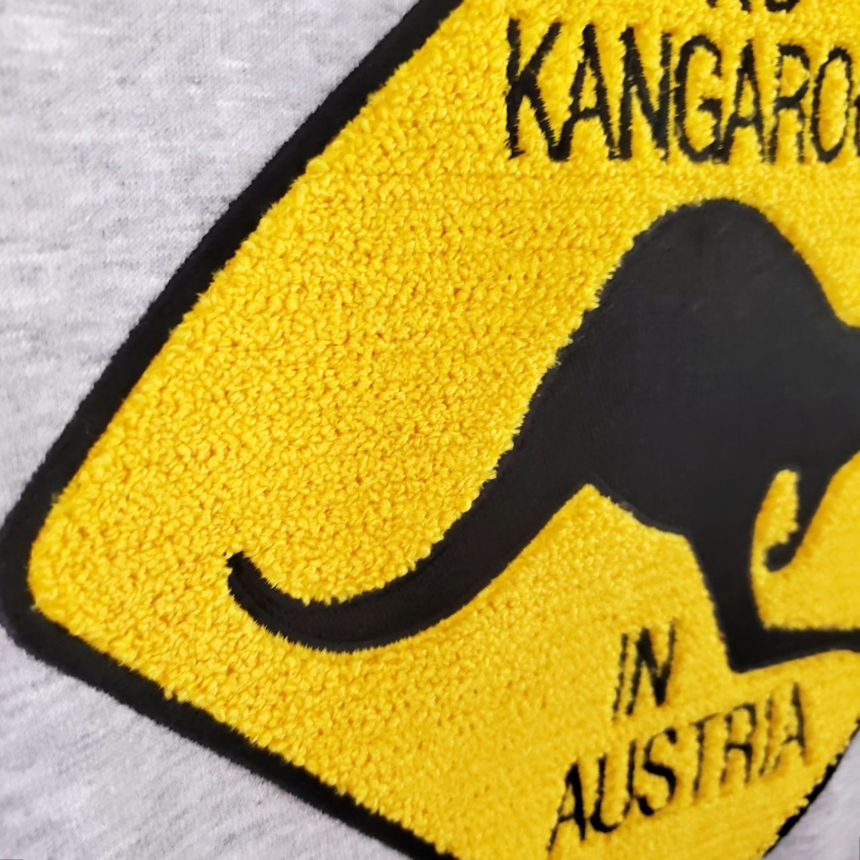 KangaROOS Kangaroo Brand No Kangaroo In Austria Hoodie UNISEX Gray L Embroidered Logo Pullover Mens Womens Size L / US 10 / IT 46 - 7 Thumbnail
