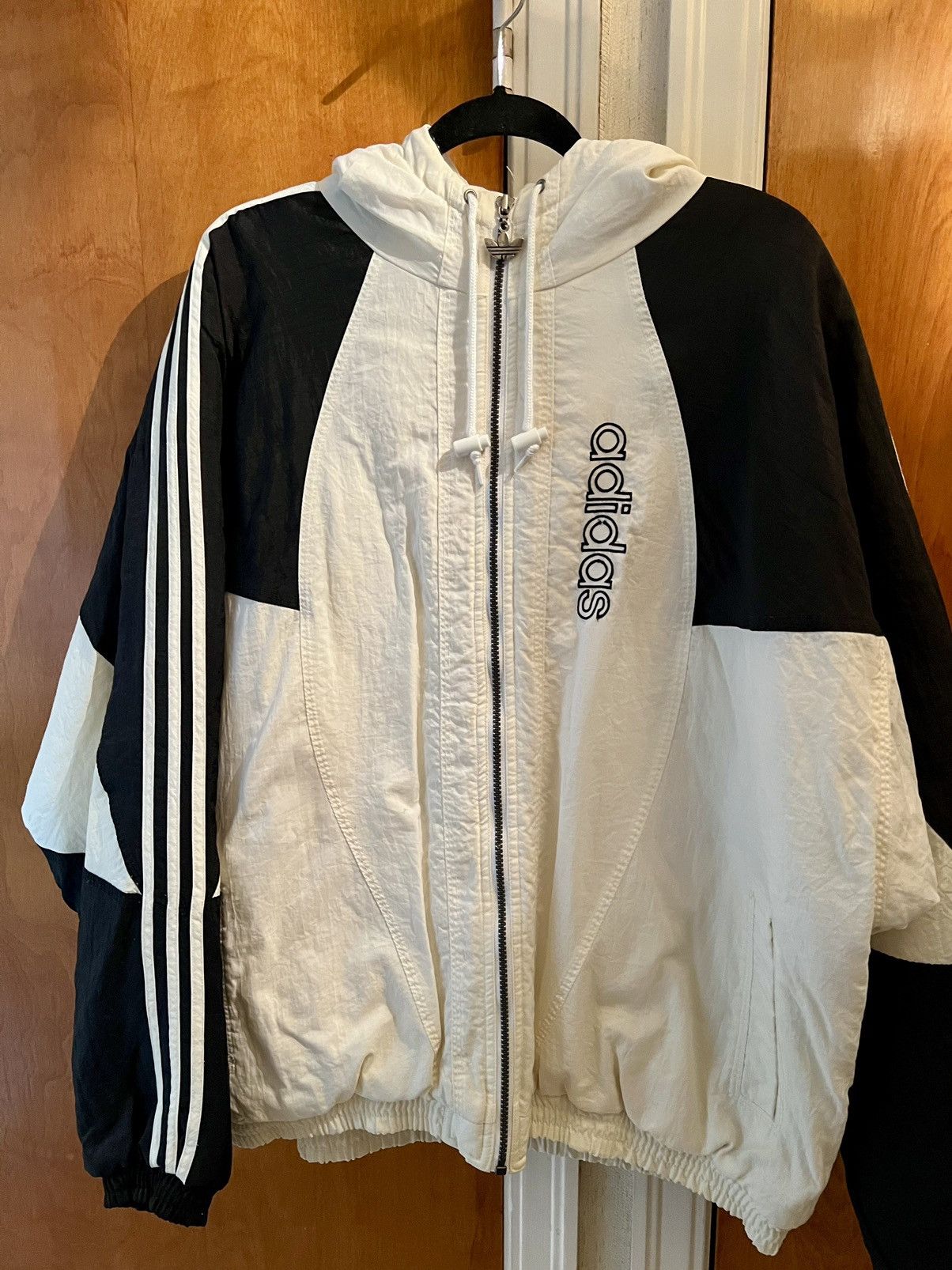 image of VTG Mens XL Adidas Zip Up Jacket! Cream Off White Zebra in Black