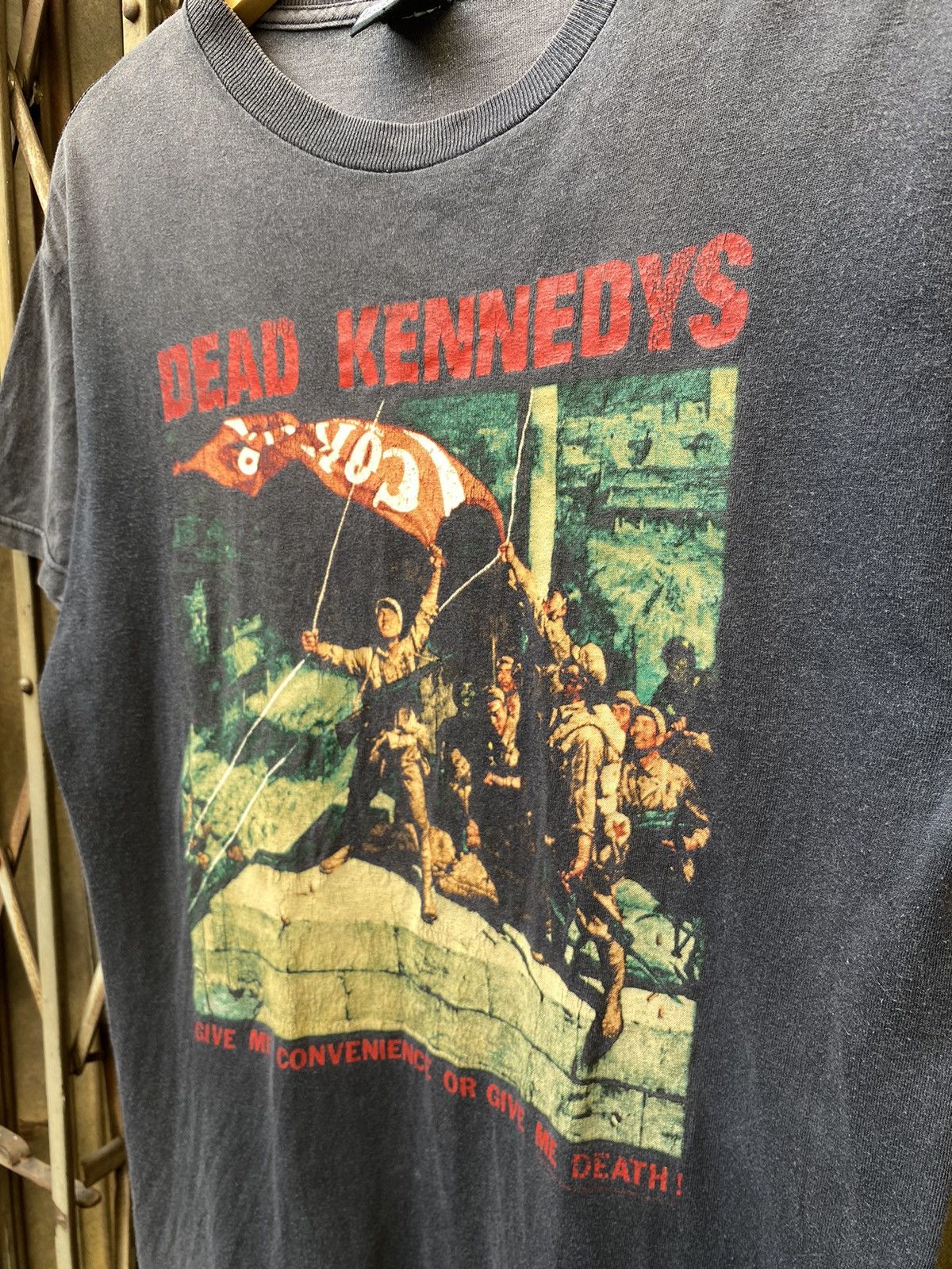 Band Tees VINTAGE DEAD KENNEDYS TEES Size US M / EU 48-50 / 2 - 2 Thumbnail