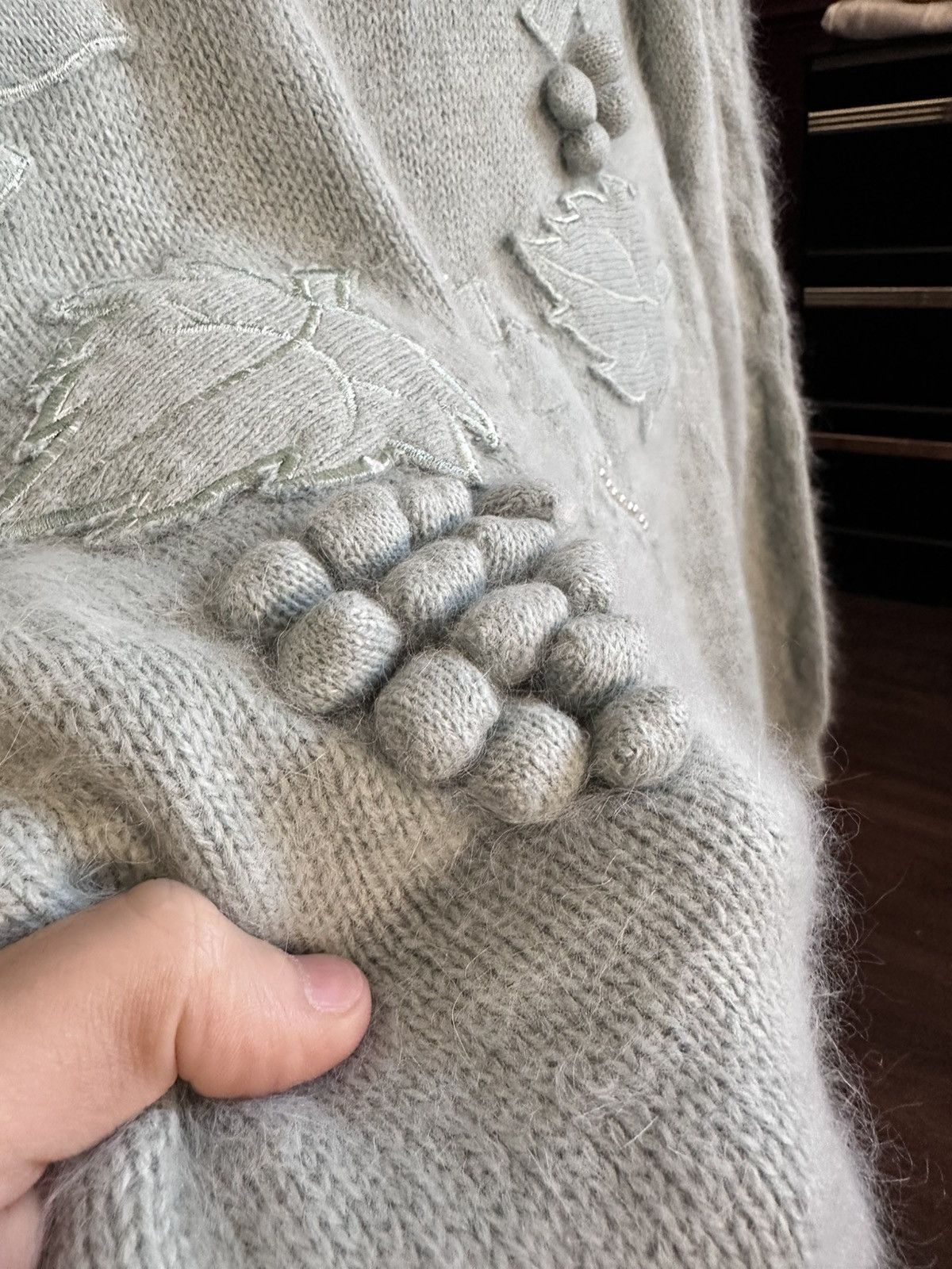 Other 3D knit ANGORA rabbit hair pearl leaf patch vintage sweater Size M / US 6-8 / IT 42-44 - 4 Thumbnail