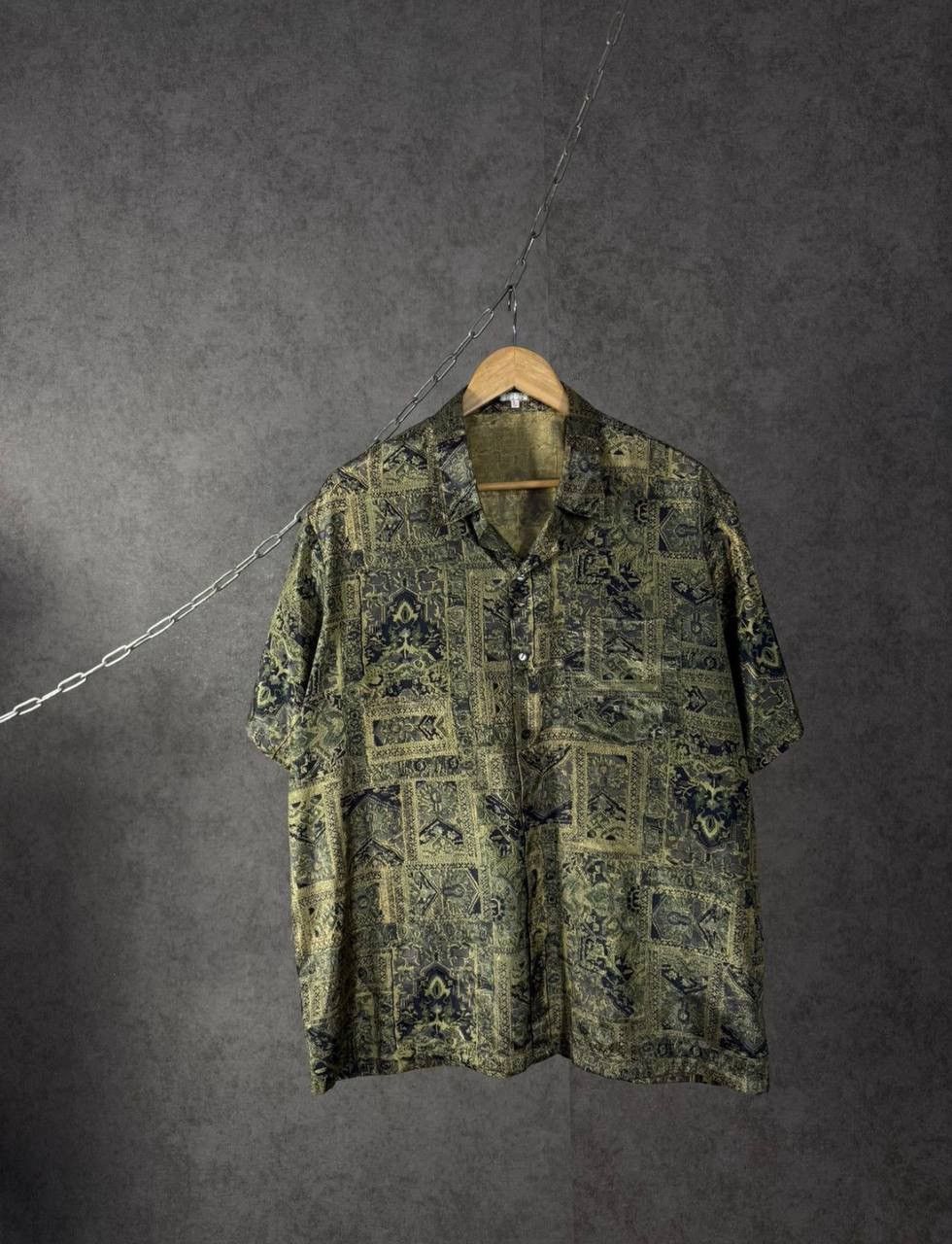 Vintage Thai Silk crazy Hawaiian shirt Size US L / EU 52-54 / 3 - 1 Thumbnail