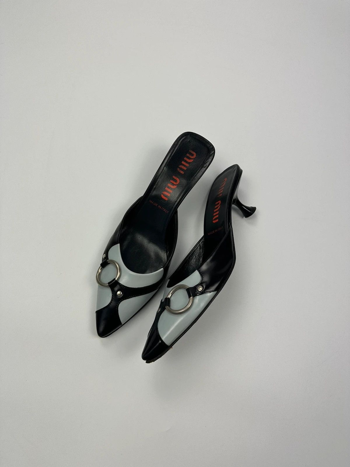 Miu Miu Miu Miu 90’s Kitten Heels Pumps Black & Blue Patent Leather Size US 7.5 / IT 37.5 - 1 Thumbnail