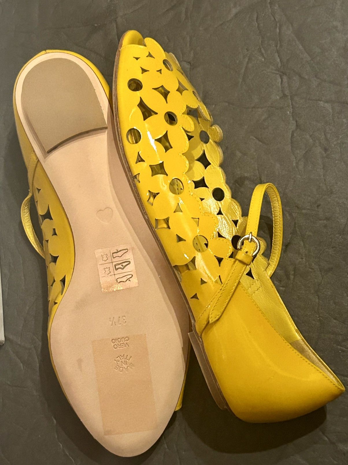 Moschino Moschino cheap & Chic Size US 6.5 / IT 36.5 - 9 Thumbnail