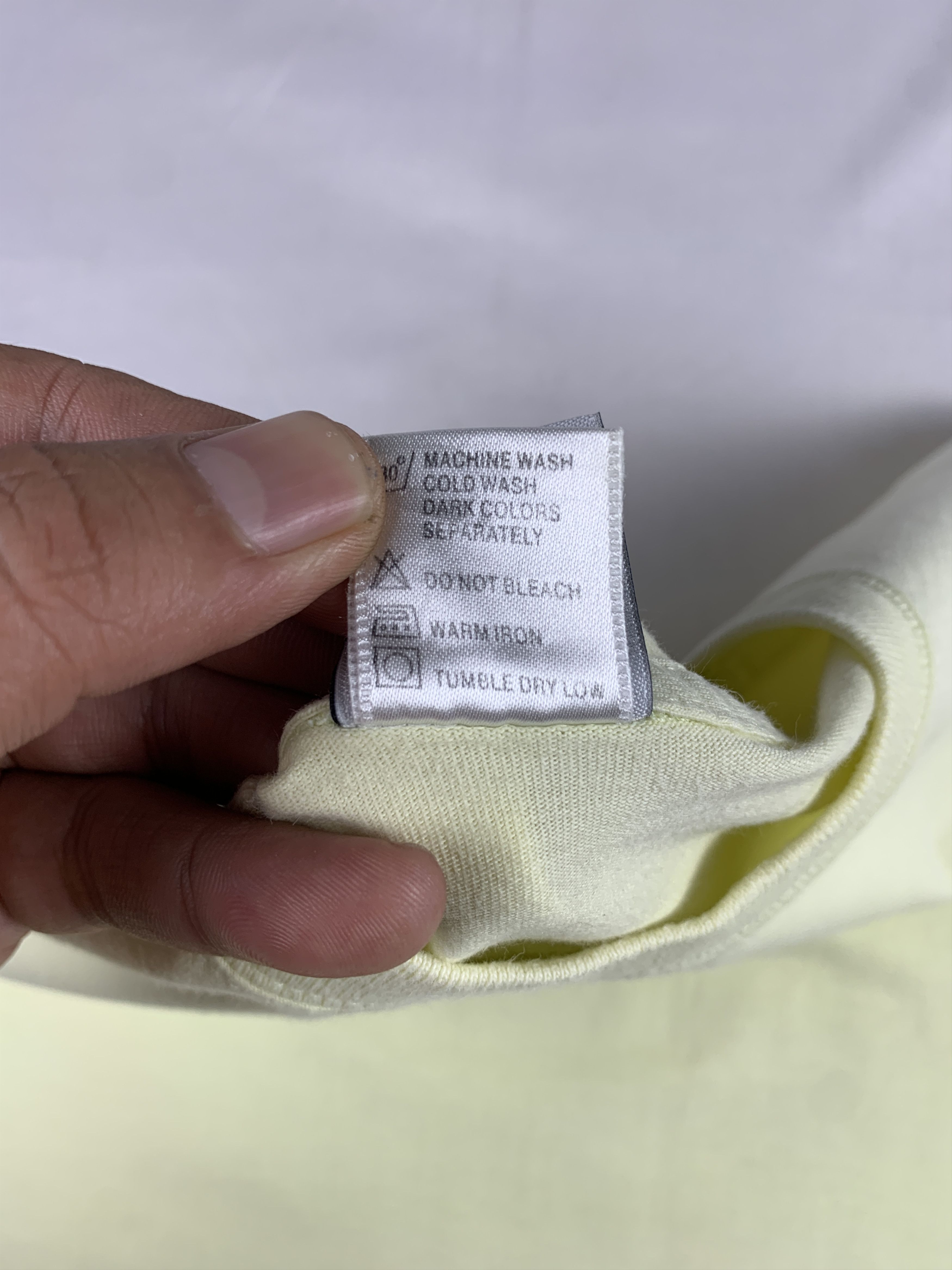 Armani Exchange 2000s Armani Exchange Lemon Printed Tee (Fit M) Size S / US 4 / IT 40 - 9 Thumbnail