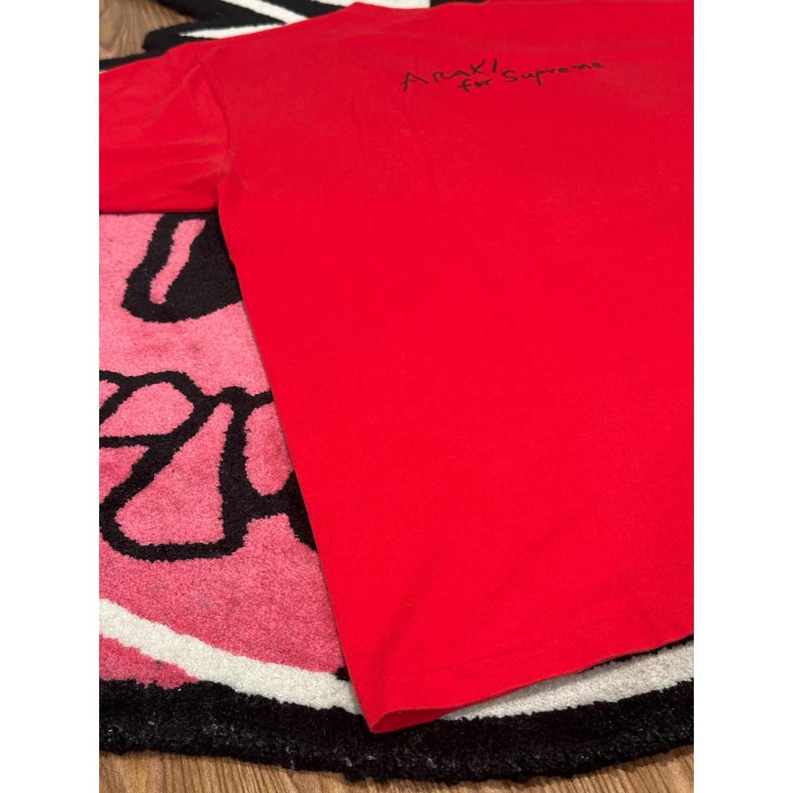 Supreme Supreme Akari Rose Tee – Red – Size Large Size US L / EU 52-54 / 3 - 11 Thumbnail