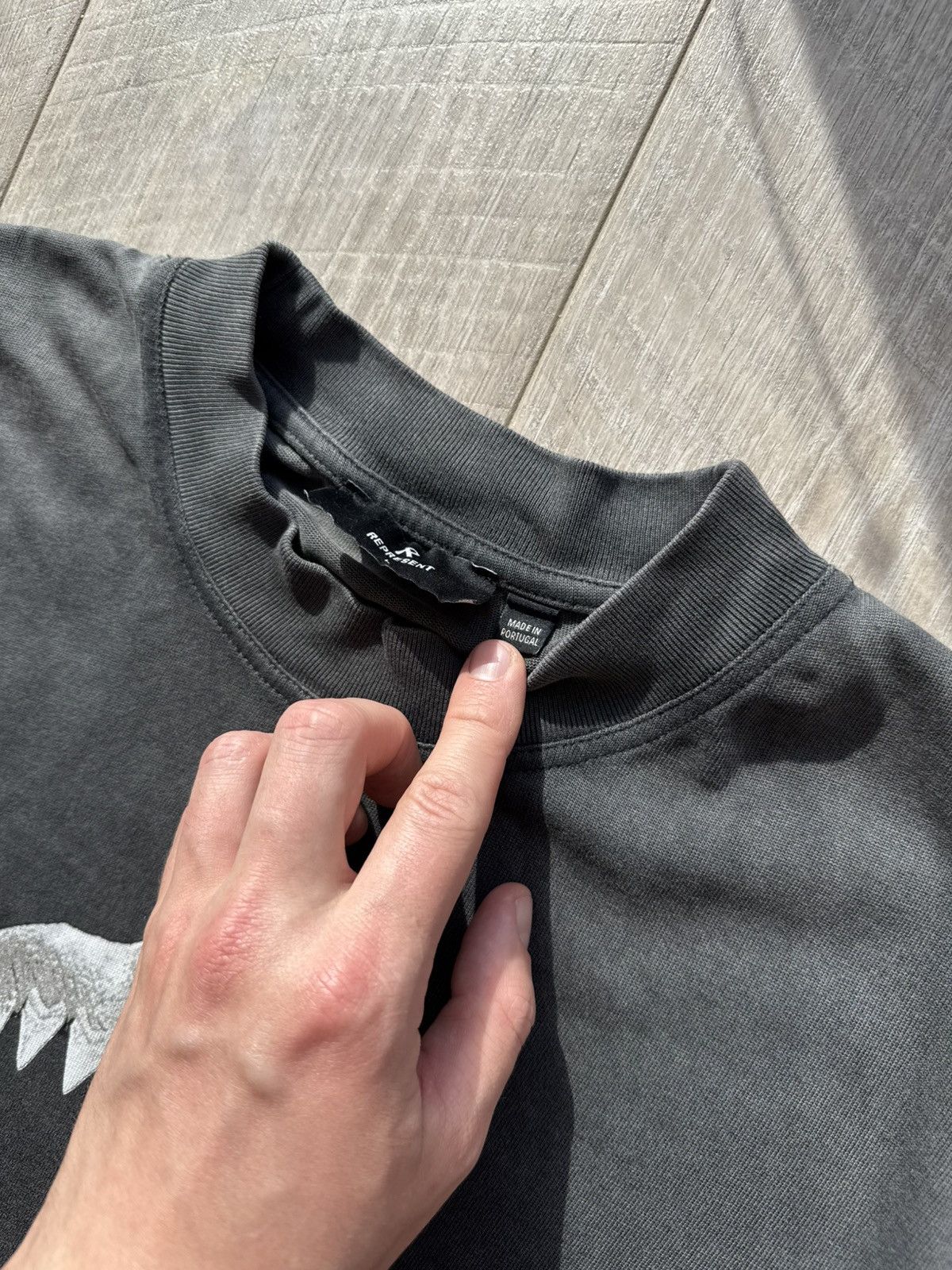Represent Clo. Represent Shark Jaw T-Shirt Size US L / EU 52-54 / 3 - 5 Thumbnail