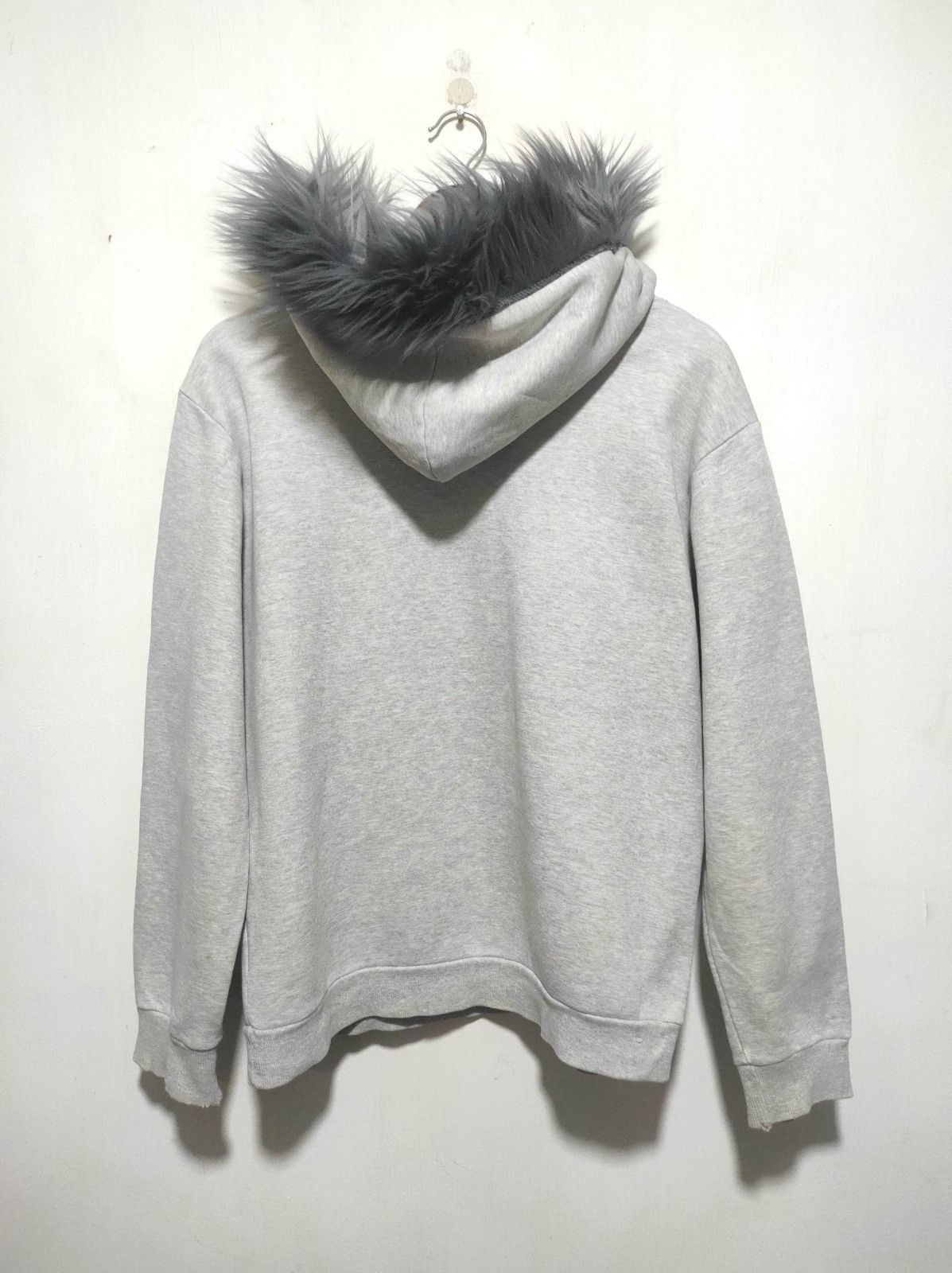 Karl Kani Karl Kani fur Hoodie ifsix LGB style Size US M / EU 48-50 / 2 - 10 Thumbnail
