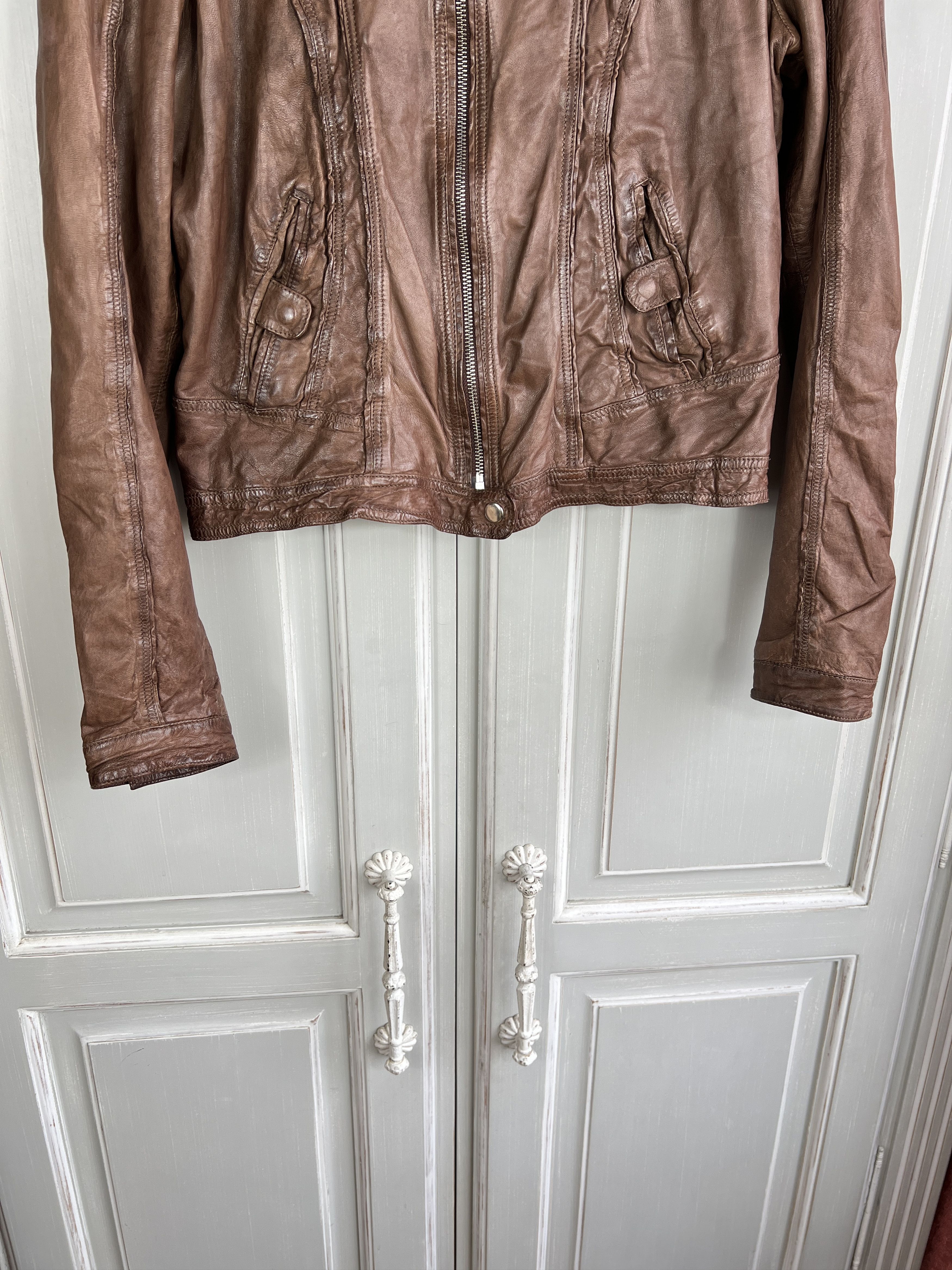 Japanese Brand VINTAGE JAPANESE CROPPED LEATHER JACKET LIKE YOHJI Size L / US 10 / IT 46 - 2 Thumbnail