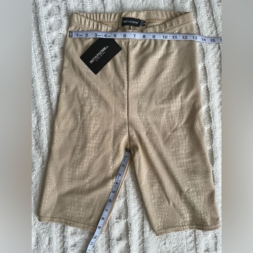 PrettyLittleThing PrettyLittleThing Tan Stone Croc Print Cycle Shorts Size 8 Size 30" / US 8 / IT 44 - 9 Thumbnail