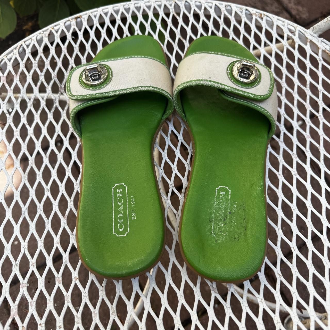 Coach Coach Legacy Turnlock Green & Cream Sandals Size US 7.5 / IT 37.5 - 4 Thumbnail