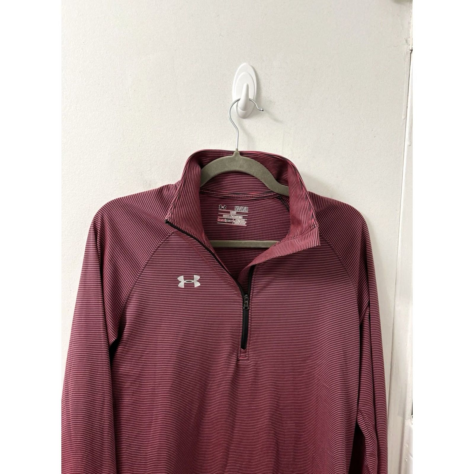 Under Armour Under Armour HeatGear Quarter Zip Mens M Maroon Black Striped Pullover L/S Hoodless? Size US M / EU 48-50 / 2 - 2 Thumbnail