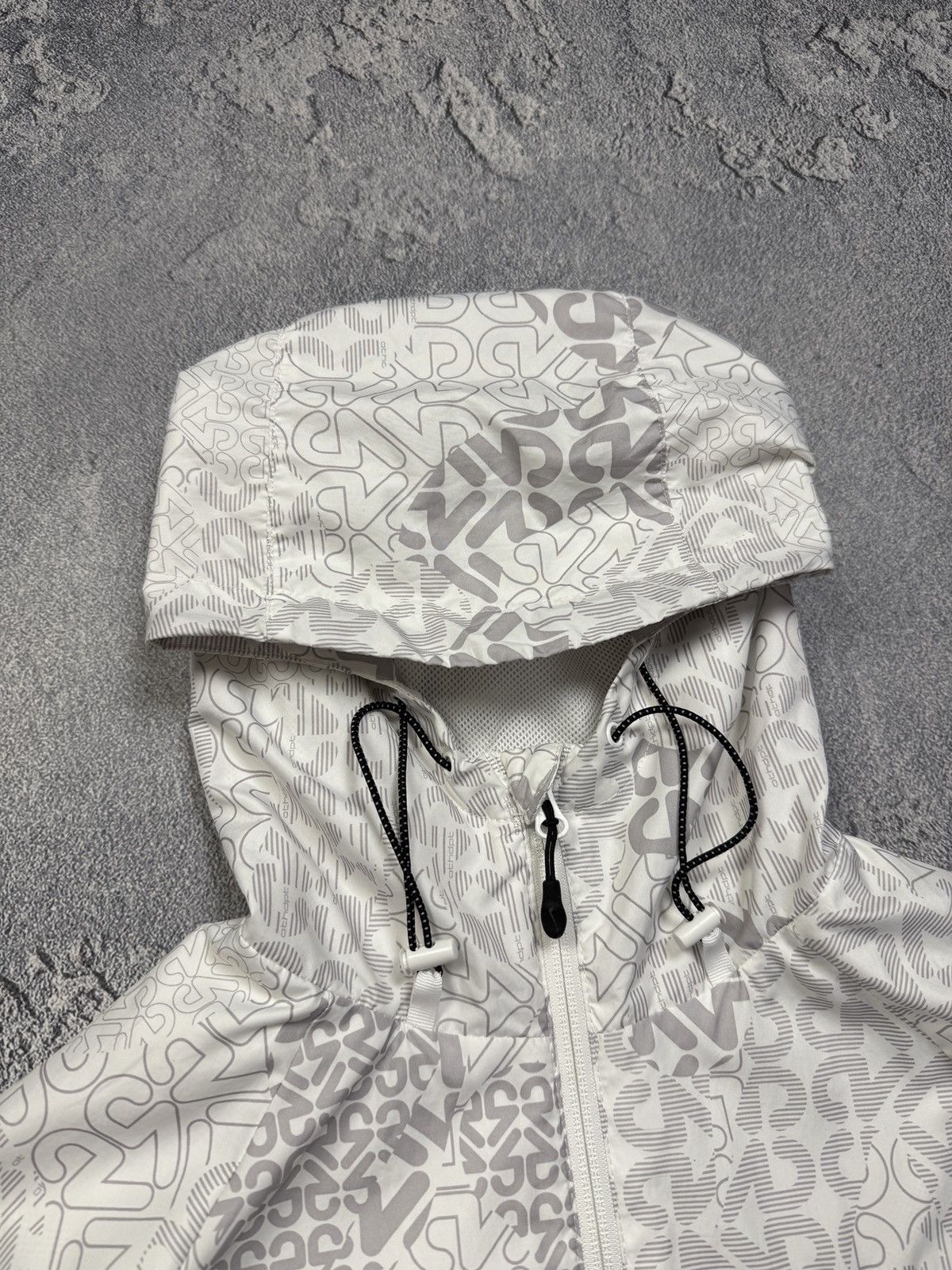 Nike Vintage Nike Monogram Jacket Size US S / EU 44-46 / 1 - 6 Thumbnail