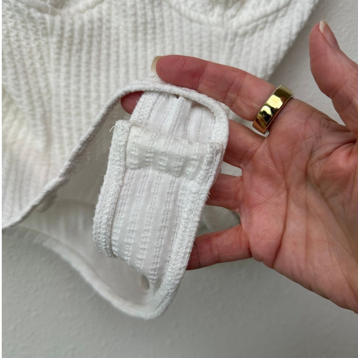 ASTR The Label ASTR The Label Off White Textured Seersucker Bodysuit XS Size XS / US 0-2 / IT 36-38 - 13 Thumbnail