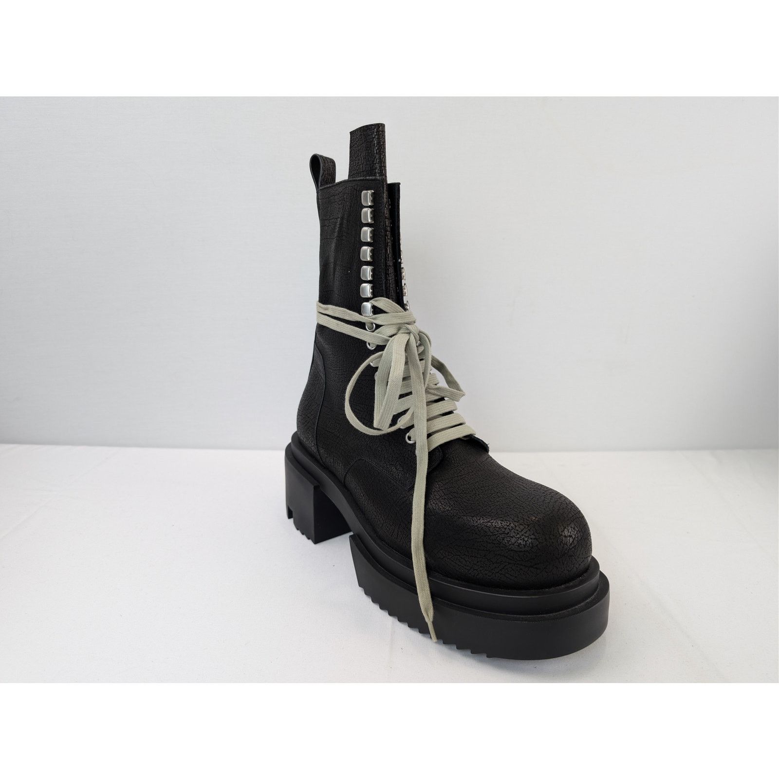 Rick Owens o1rshd1 Lace-up Bogun leather boot with a platform sole Size US 10 / EU 43 - 3 Thumbnail