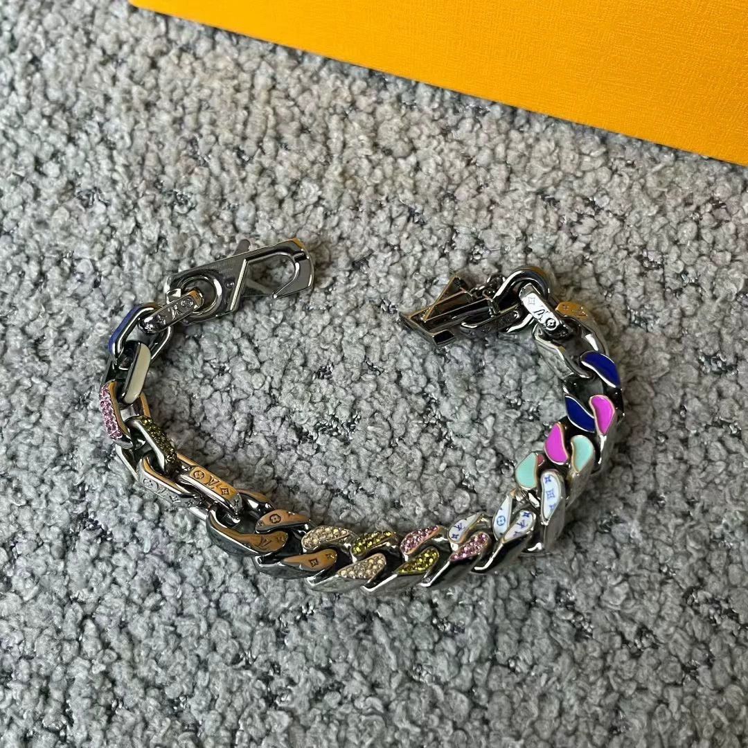 Louis Vuitton louis vuitton latest letter pattern bracelet Size ONE SIZE - 2 Thumbnail