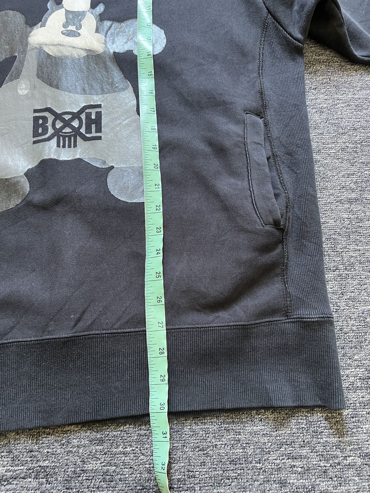 Bounty Hunter Vintage Bounty Hunter Graphic Sweatshirt Size US XL / EU 56 / 4 - 9 Thumbnail