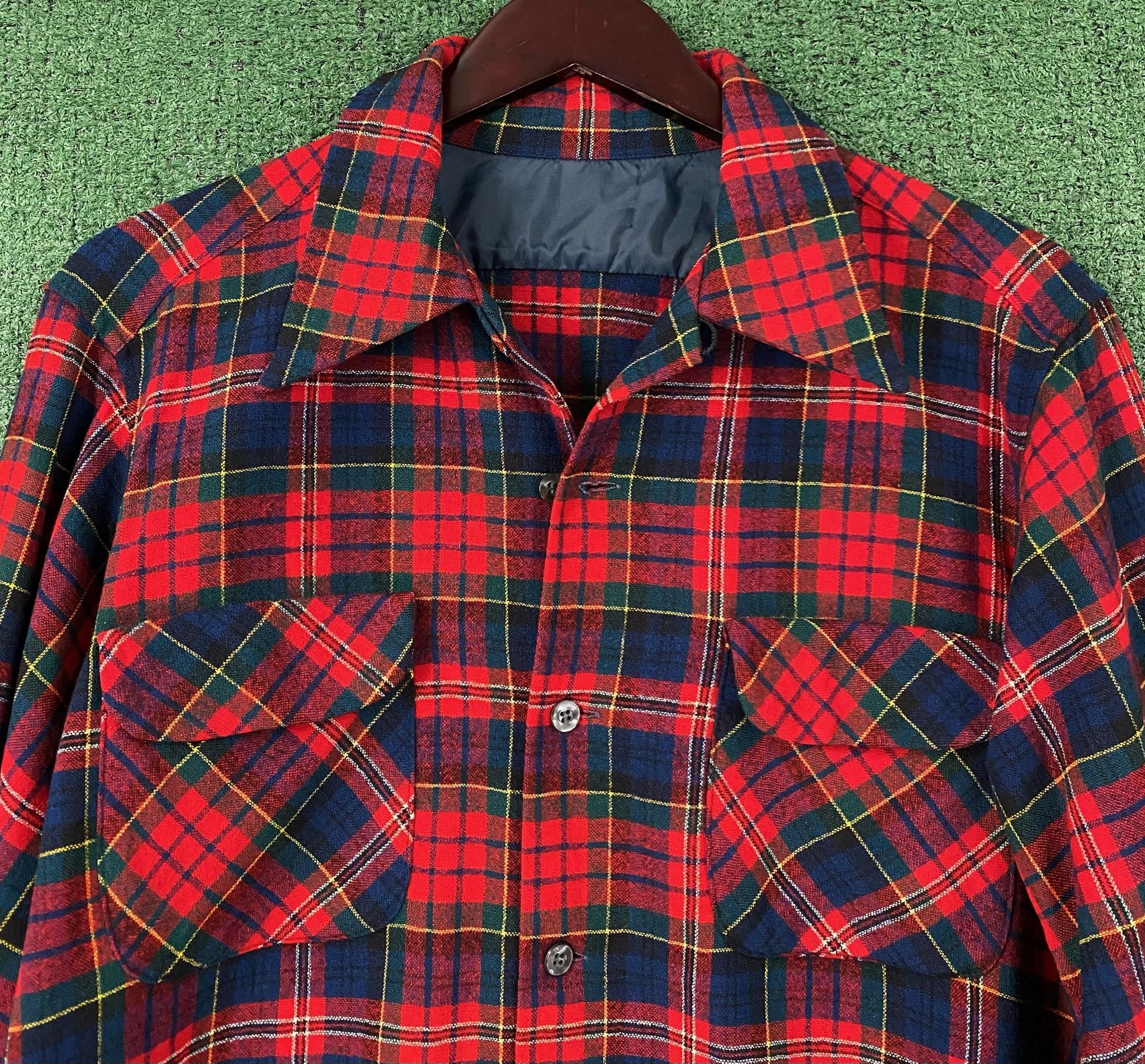 Vintage 70’s Plaid Flannel Shirt W/ Leather Elbow Patches Large Size US L / EU 52-54 / 3 - 2 Thumbnail