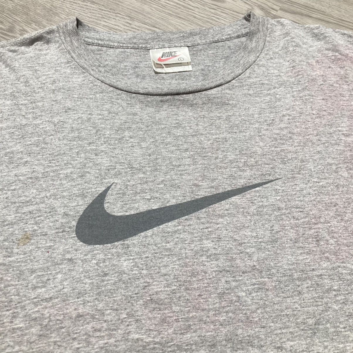 Nike 1990s Vintage Nike Center Swoosh Logo USA Tee Grey Size US XL / EU 56 / 4 - 5 Thumbnail