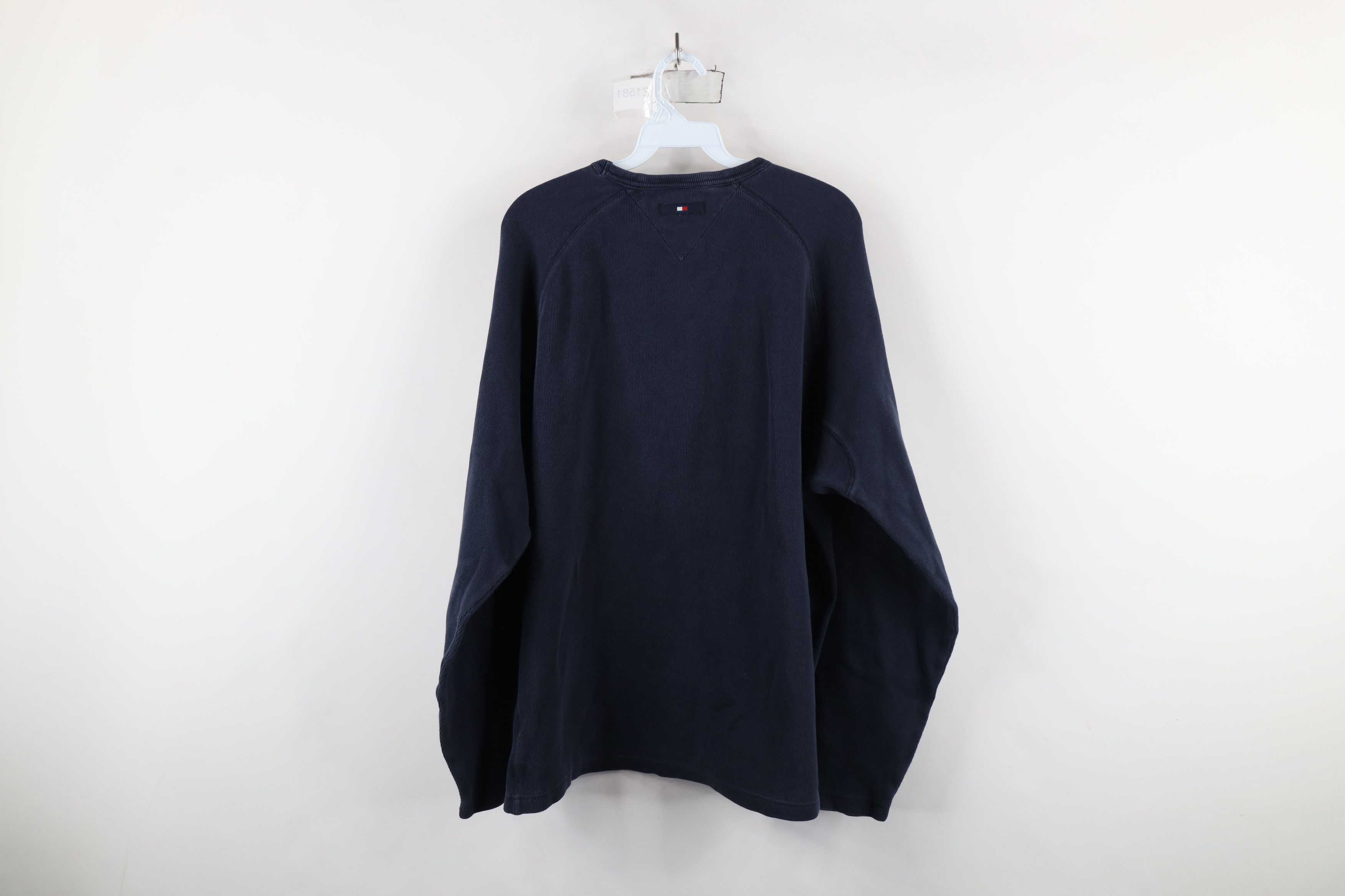 Tommy Hilfiger × Vintage Vintage 90s Tommy Hilfiger Knit Chain Stitch T-Shirt Blue Size US XXL / EU 58 / 5 - 12 Thumbnail