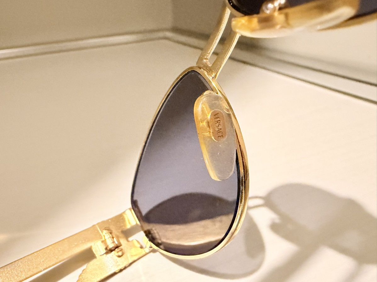 Versace Gianni varsace S75 col.16L gold black man sunglasses vintage Size ONE SIZE - 13 Thumbnail