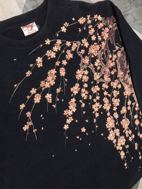 Other Embroidered Sakura Japanese Classic Script Longsleeve Size US L / EU 52-54 / 3 - 11 Thumbnail