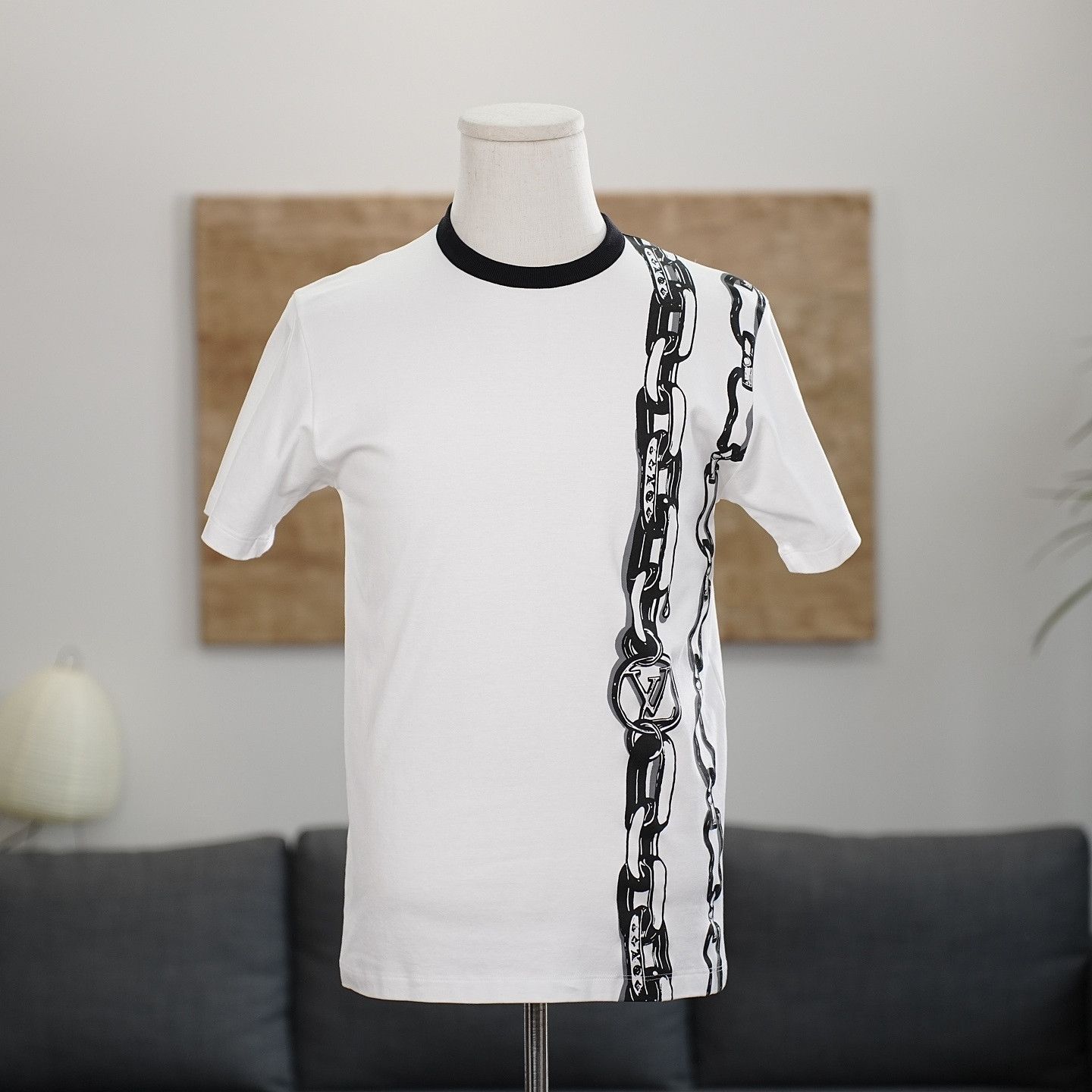 Louis Vuitton Louis Vuitton Chain Print T-Shirt M Size US M / EU 48-50 / 2 - 1 Thumbnail