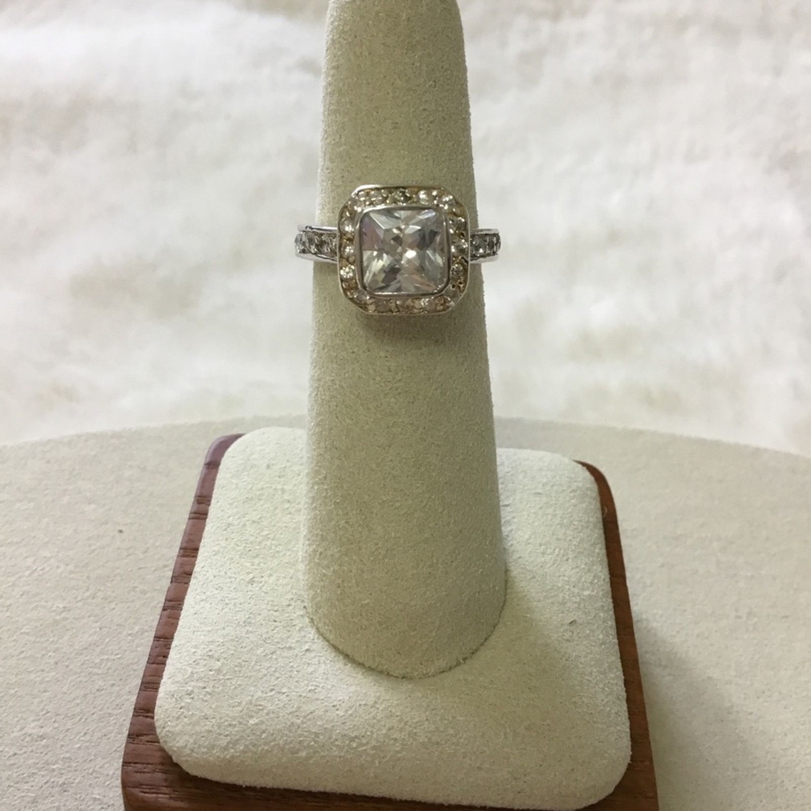 Other Sterling Silver Square Crystal Ring Size ONE SIZE - 1 Thumbnail