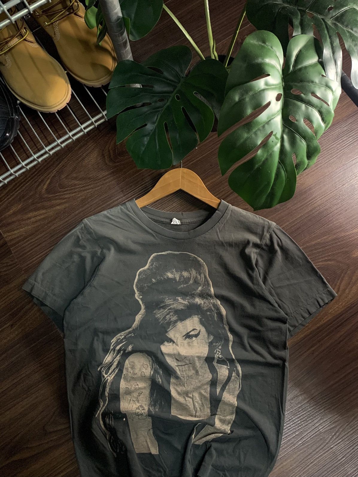 Vintage VINTAGE AMY WINEHOUSE TSHIRT Size US S / EU 44-46 / 1 - 1 Thumbnail