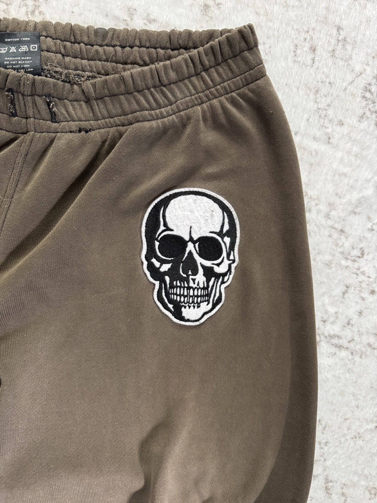 Number (N)ine number nine skull sweats Size US 30 / EU 46 - 3 Thumbnail