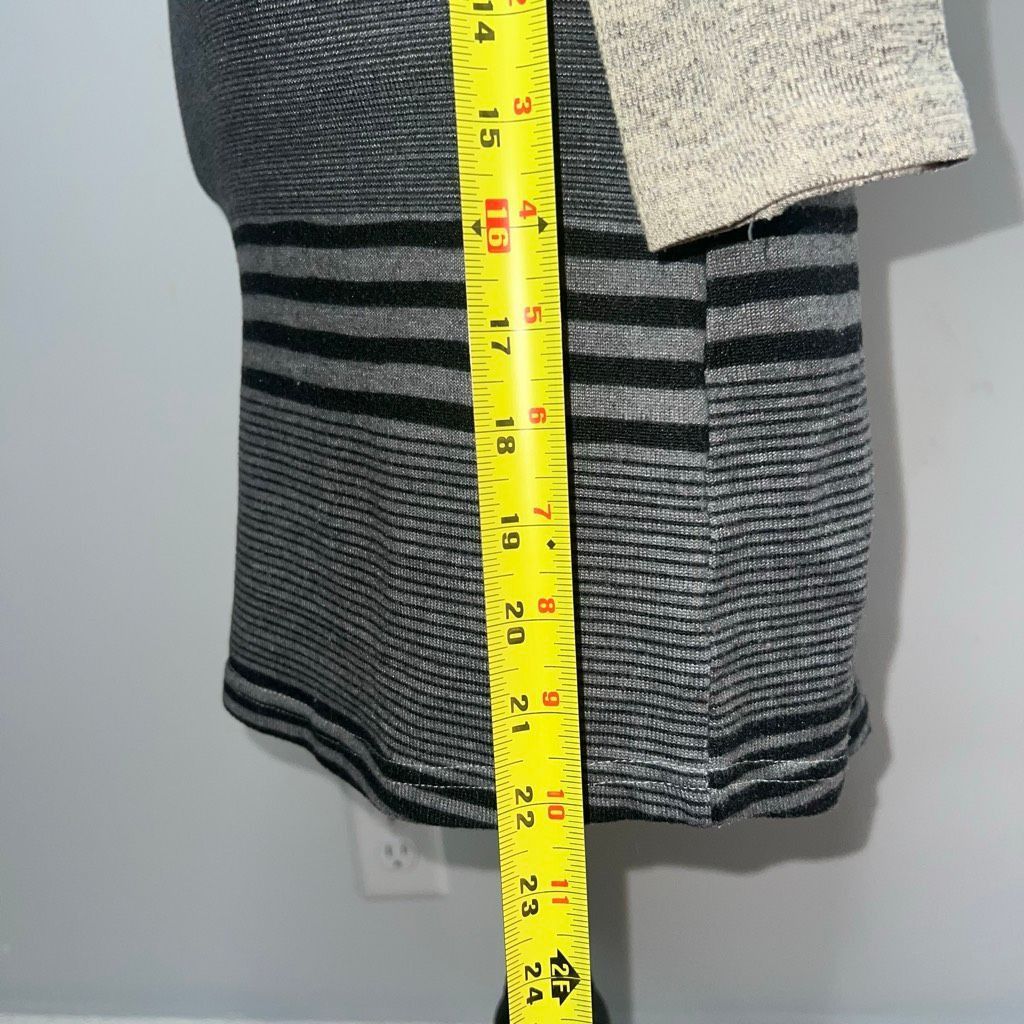 Anthropologie Sarin Mathews, Striped Colorblock Sweater Dress with Pockets Size S / US 4 / IT 40 - 7 Thumbnail