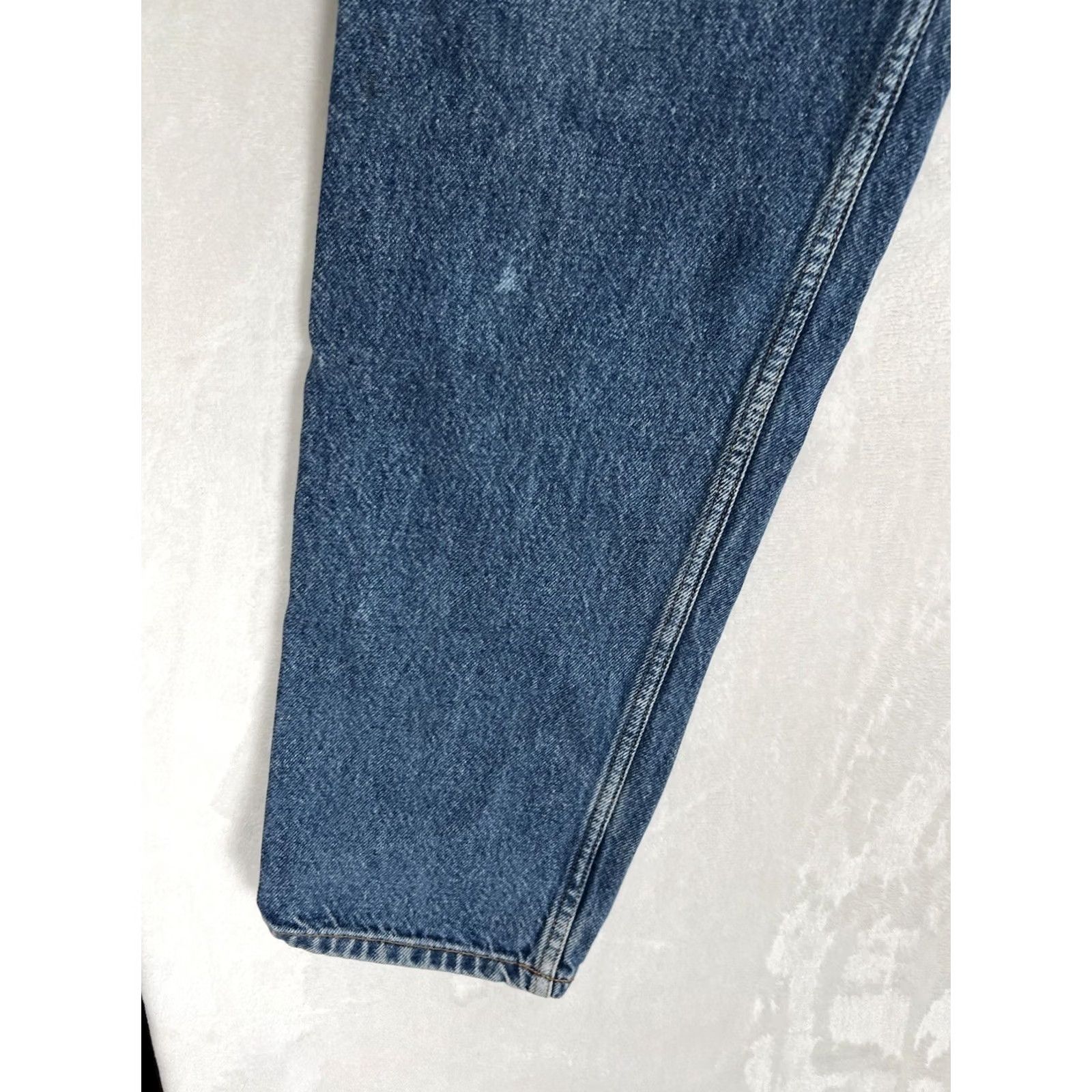 Levi's VINTAGE Levi's 540 Jeans Blue Denim 34x30 Medium Wash Relaxed Straight Men Size US 34 / EU 50 - 2 Thumbnail