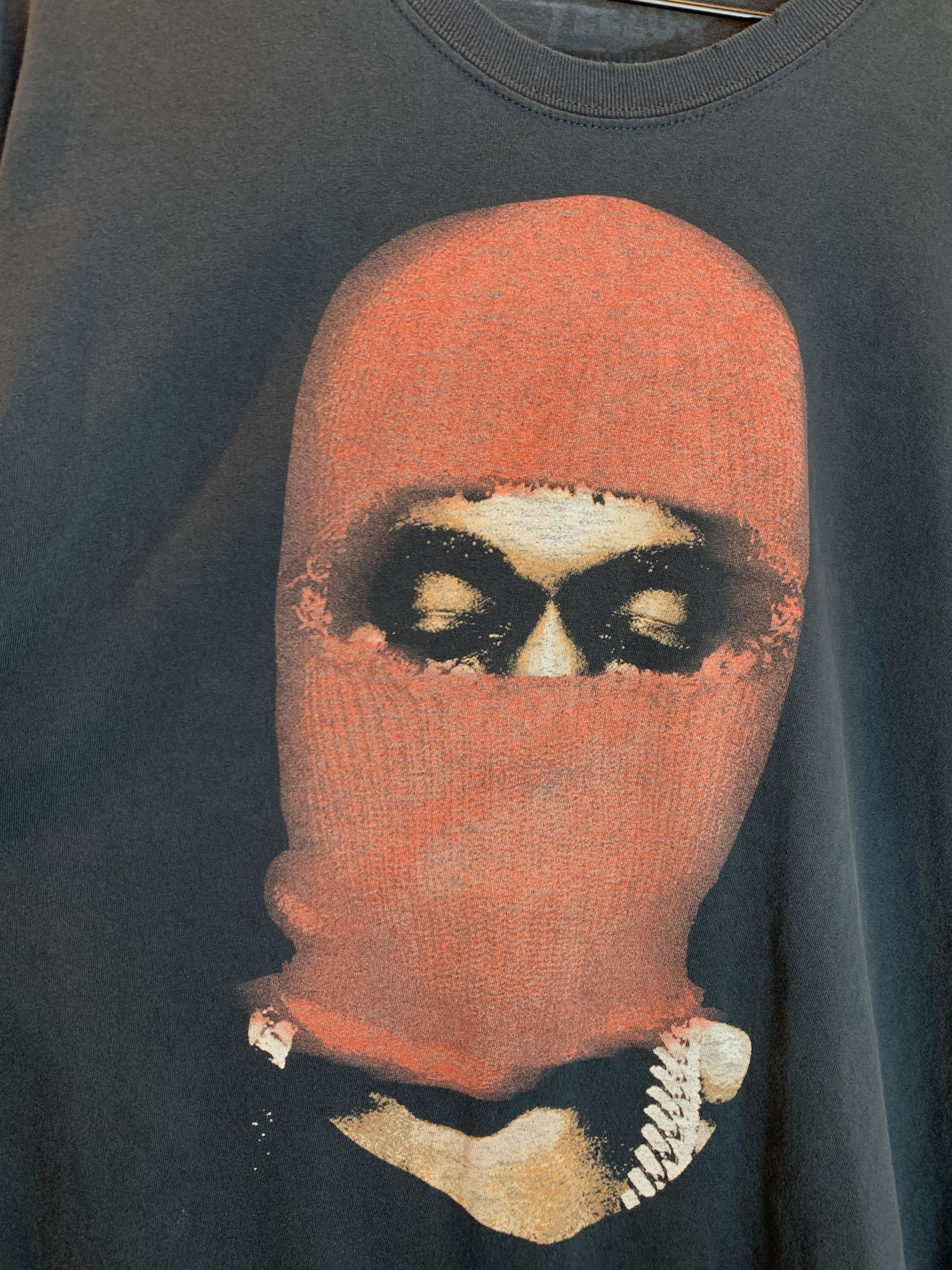 Kanye West *RARE* VTG KanYe West Yeezus Tour Maison Margiela Mask Shirt Size US XL / EU 56 / 4 - 3 Thumbnail