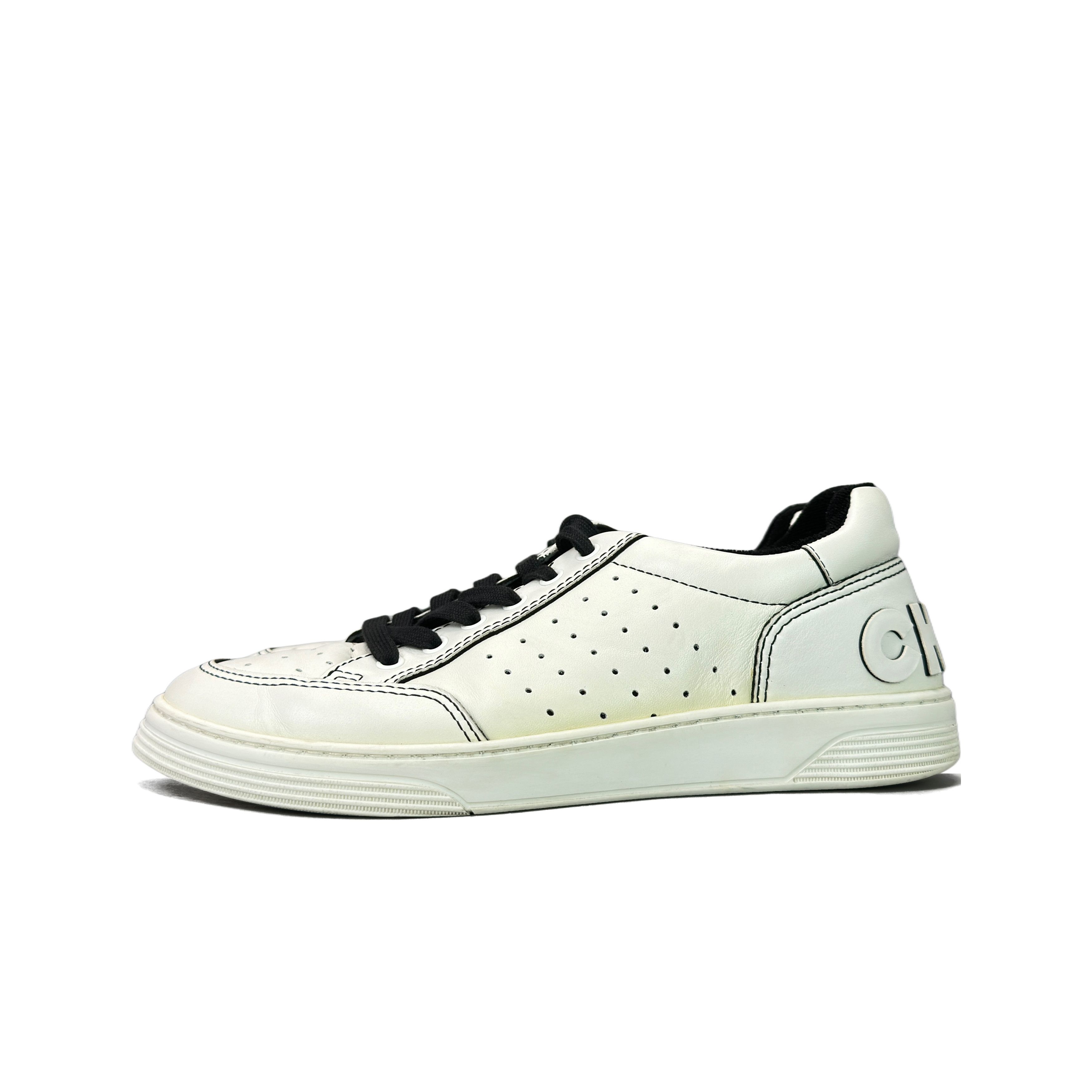 Chanel Chanel Logo White Leather Low-Top Sneakers Size 41 Size US 11 / IT 41 - 1 Thumbnail