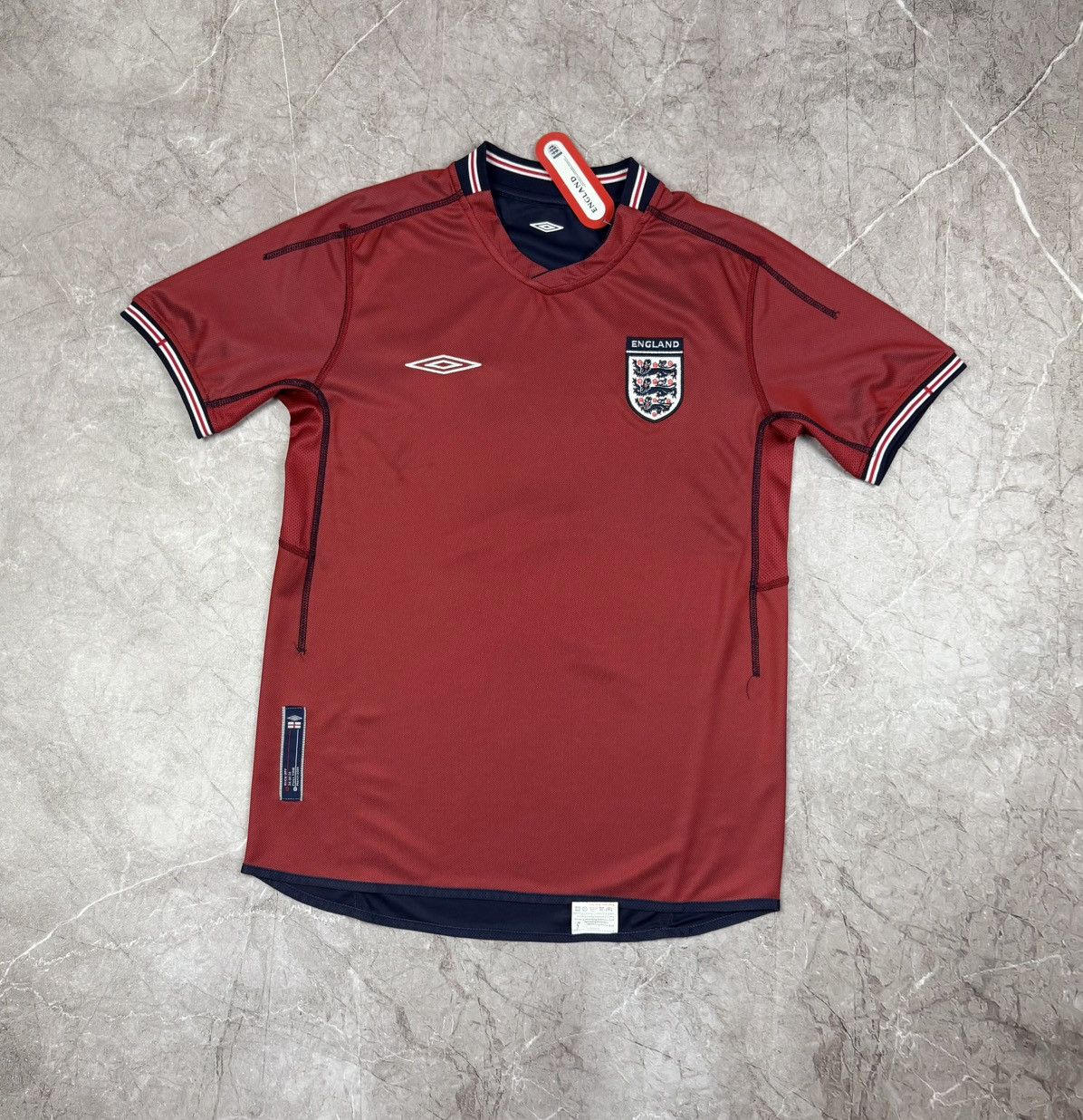 England Reversible Away Jersey Umbro 2010/12 BNWT Size M