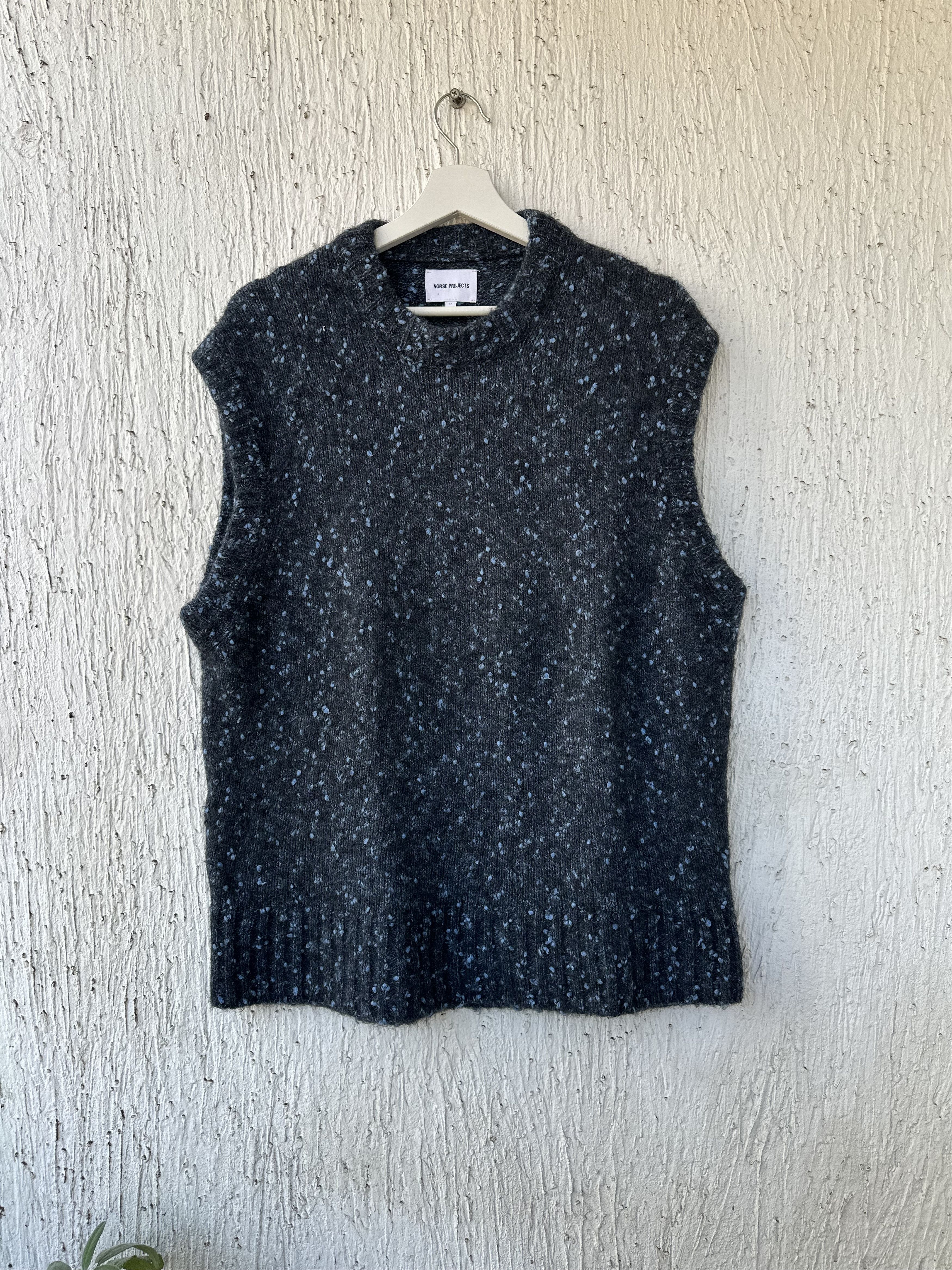 Norse Projects 'Manfred' tweed vest Size US M / EU 48-50 / 2 - 1 Thumbnail