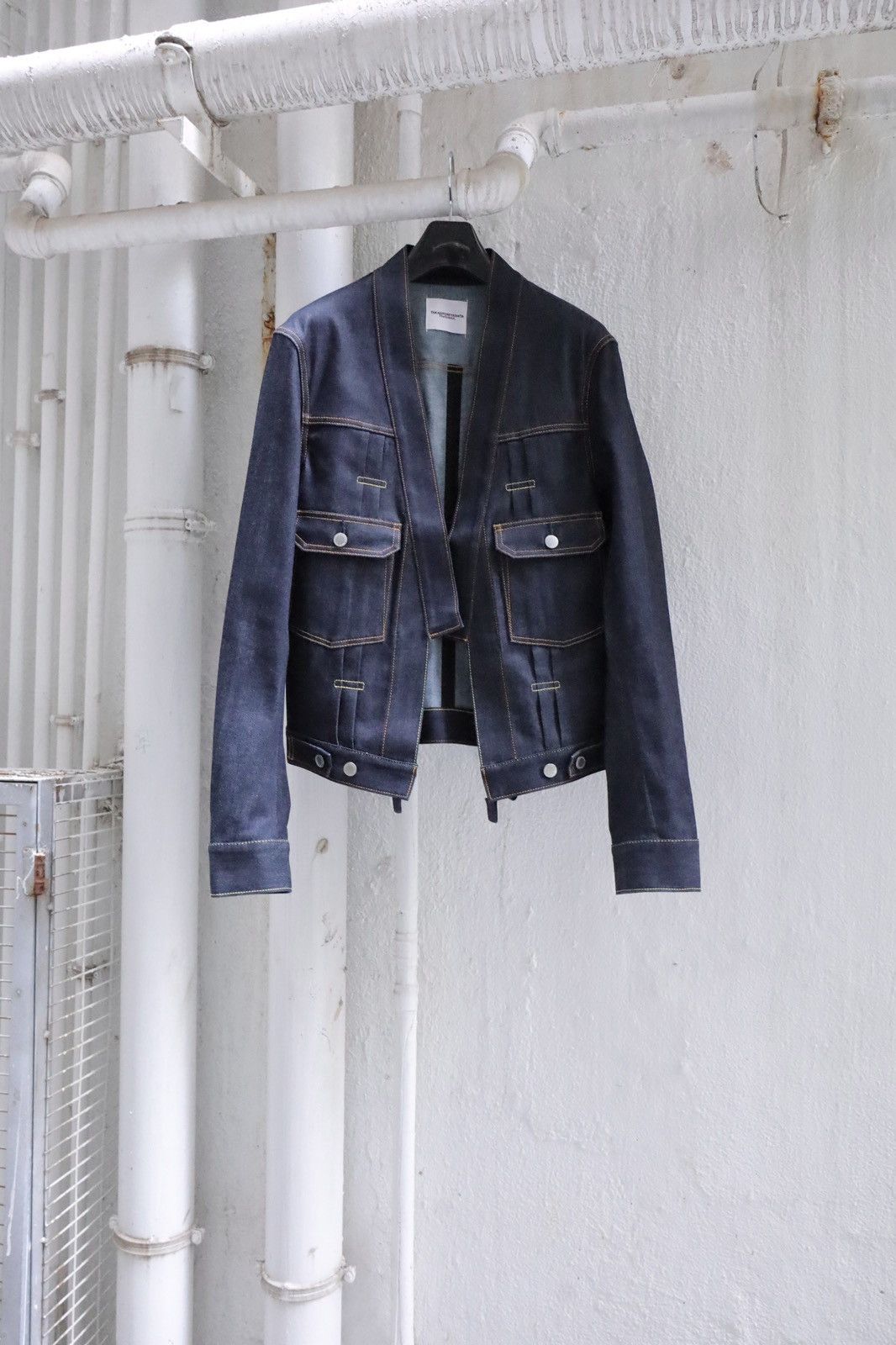 トップス The Soloist sleeveless jean jacket right - left sleeveless jean jacket. / black |