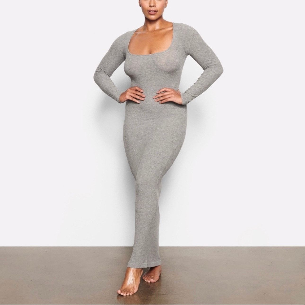 SKIMS Skims Soft Lounge Long Sleeve Dress Maxi Gray Size Small Size S / US 4 / IT 40 - 7 Thumbnail