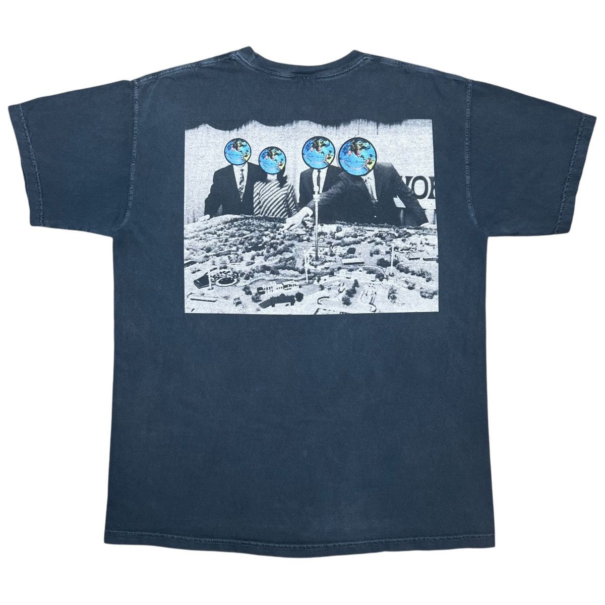 Travis Scott Travis Scott Astroworld Wish You Were Staff Black T-Shirt Size US L / EU 52-54 / 3 - 1 Thumbnail