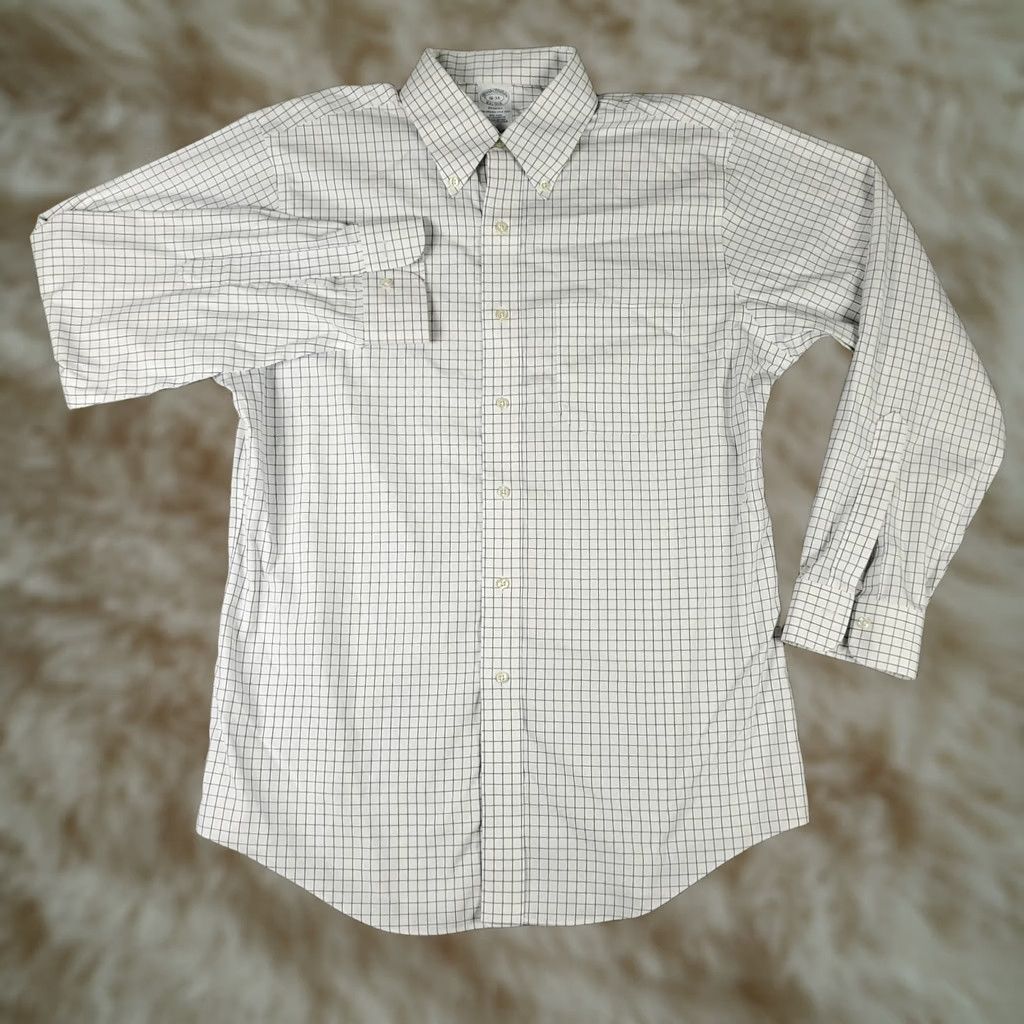 Brooks Brothers Brooks Brothers Dress Shirt Mens 16 White Blue Regent Button Up Long Sleeve Size 42R - 1 Thumbnail