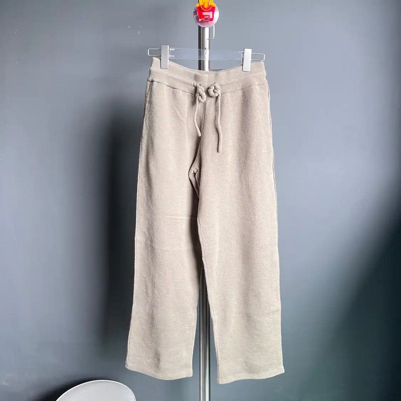 Burberry Burberry Khaki Cotton Casual Trousers for Women Size 22" - 1 Thumbnail