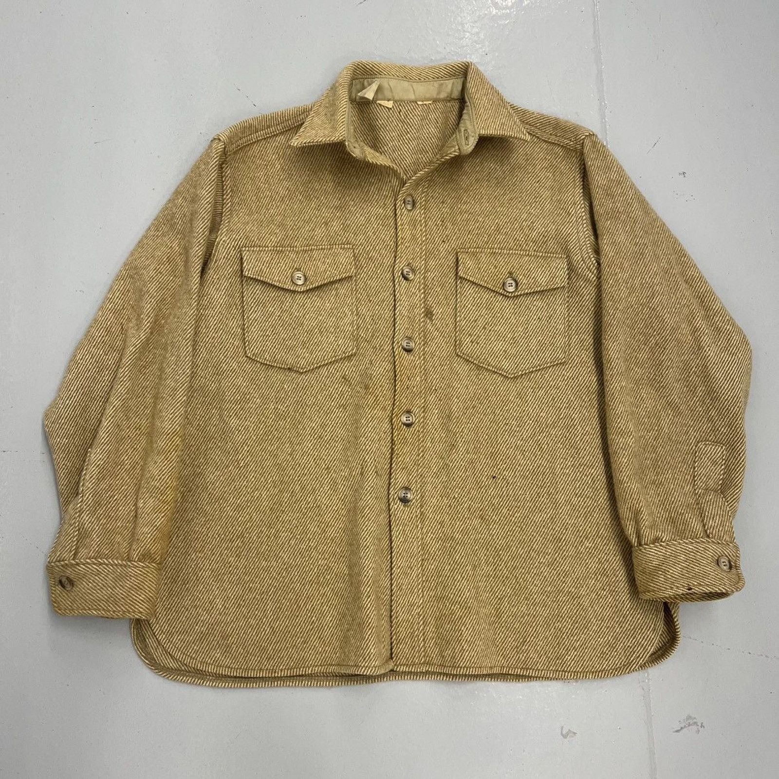 Woolrich Woolen Mills Vintage 60s Woolrich Beige Wool Heavy Shirt Jacket Size US XL / EU 56 / 4 - 1 Thumbnail