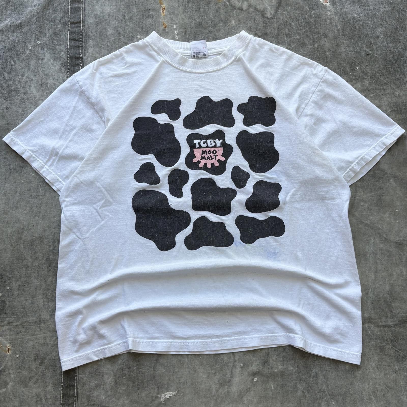 Anvil Vintage Y2K TCBY Moo Malt Funny Newspaper Cow Pattern Shirt Size US L / EU 52-54 / 3 - 1 Thumbnail