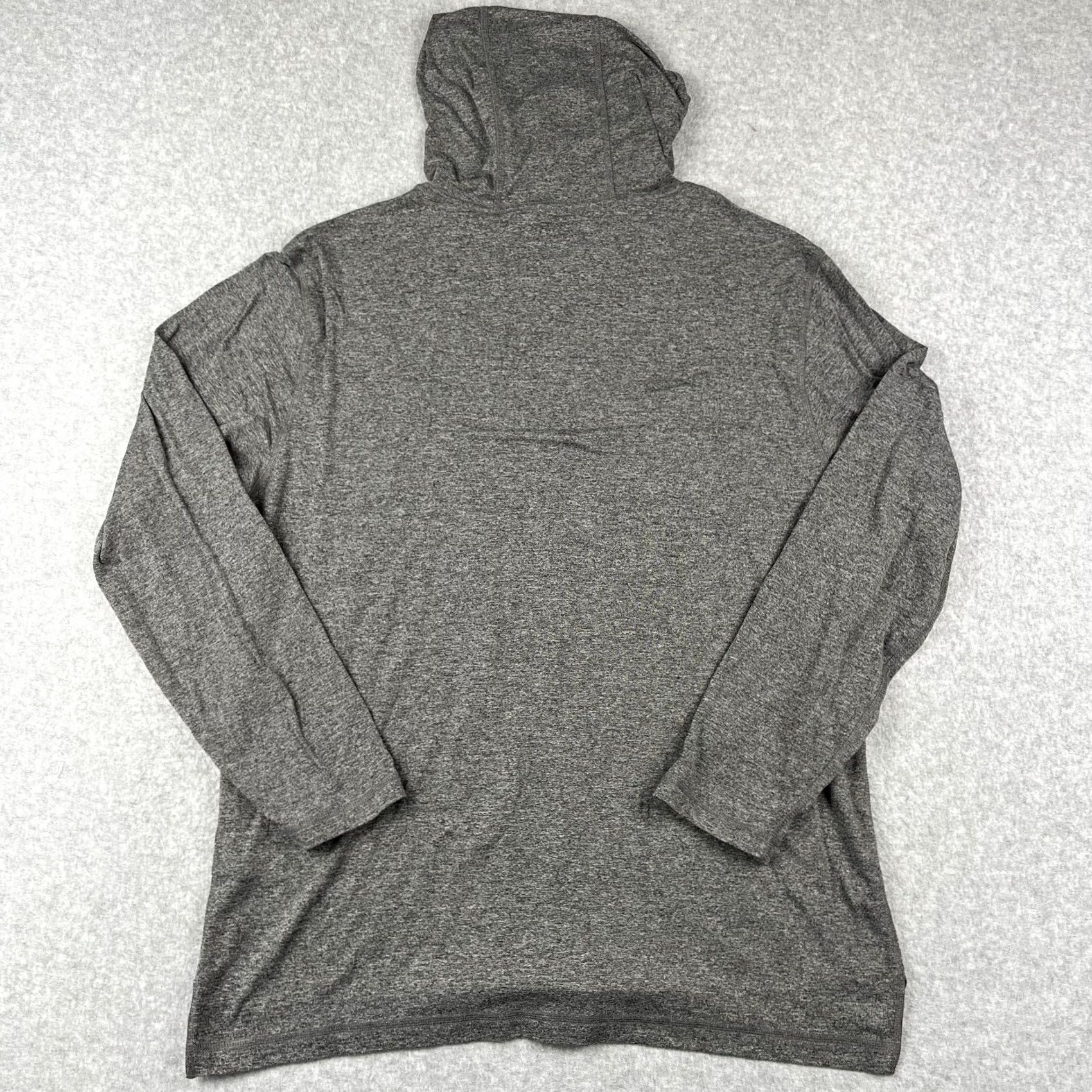 Vineyard Vines Vineyard Vines OTG On the Go Hoodie Performance Shirt Large Grey UPF Fishing Size US L / EU 52-54 / 3 - 2 Thumbnail
