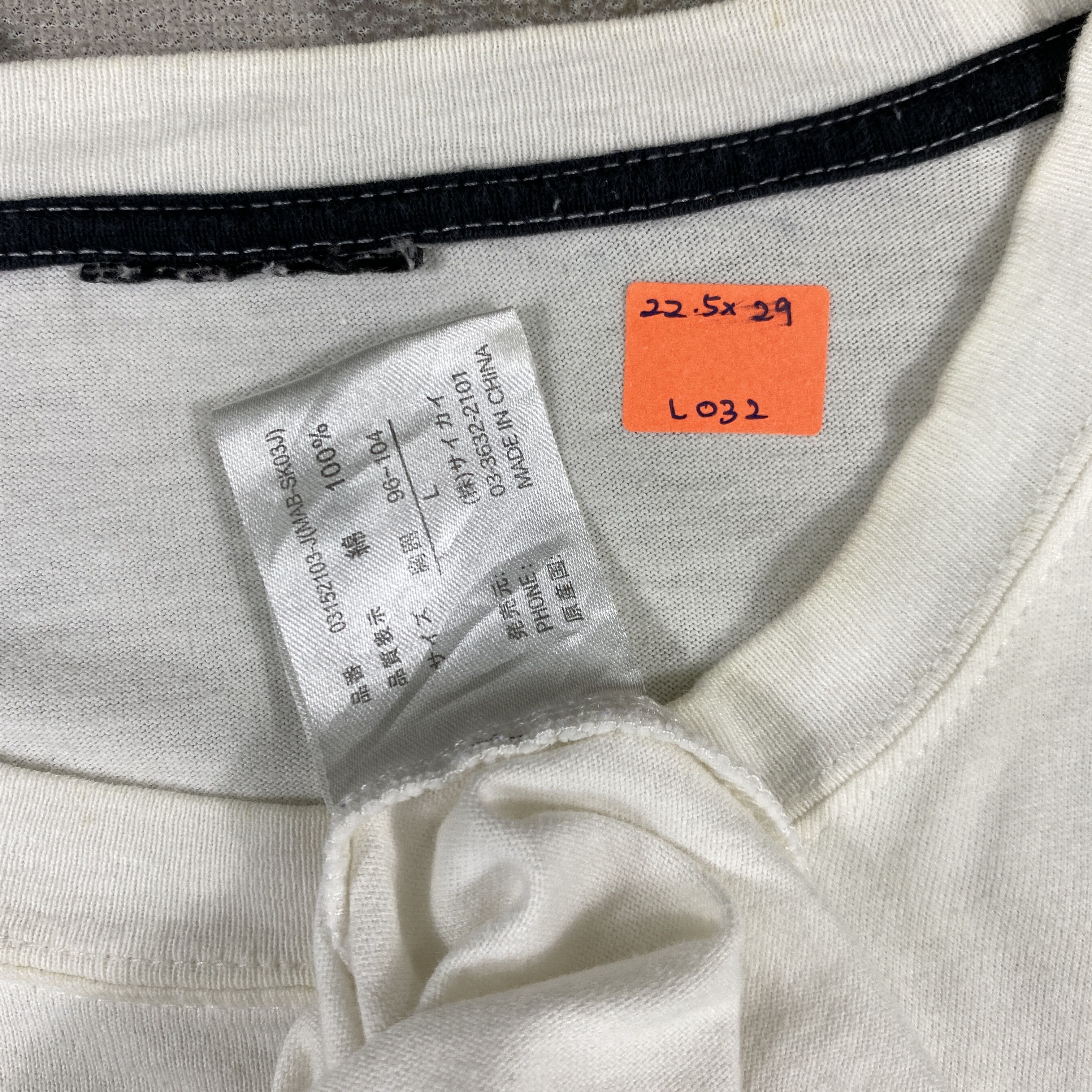 Japanese Brand Vintage Japanese Brand T-Shirt - L032 Size US L / EU 52-54 / 3 - 5 Thumbnail