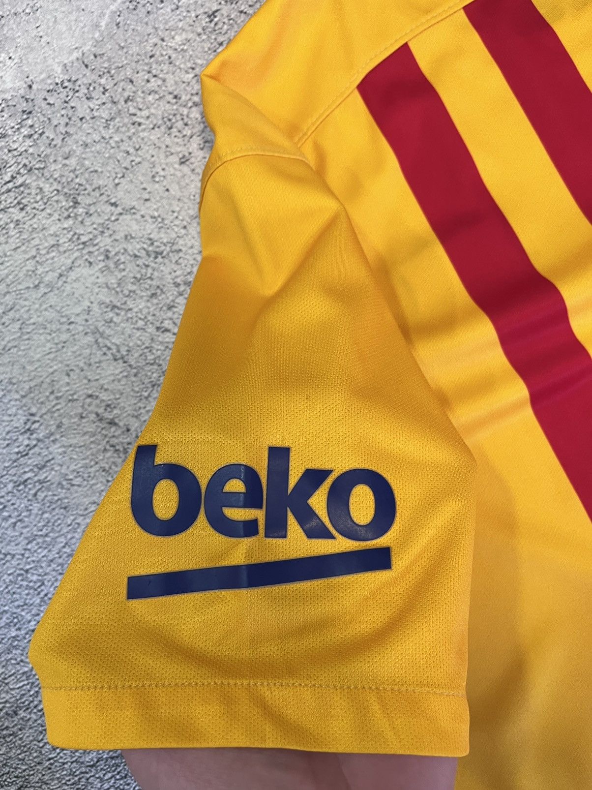 Nike Nike FC Barcelona Away Men’s Jersey Soccer Football Shirt Size US XL / EU 56 / 4 - 7 Thumbnail