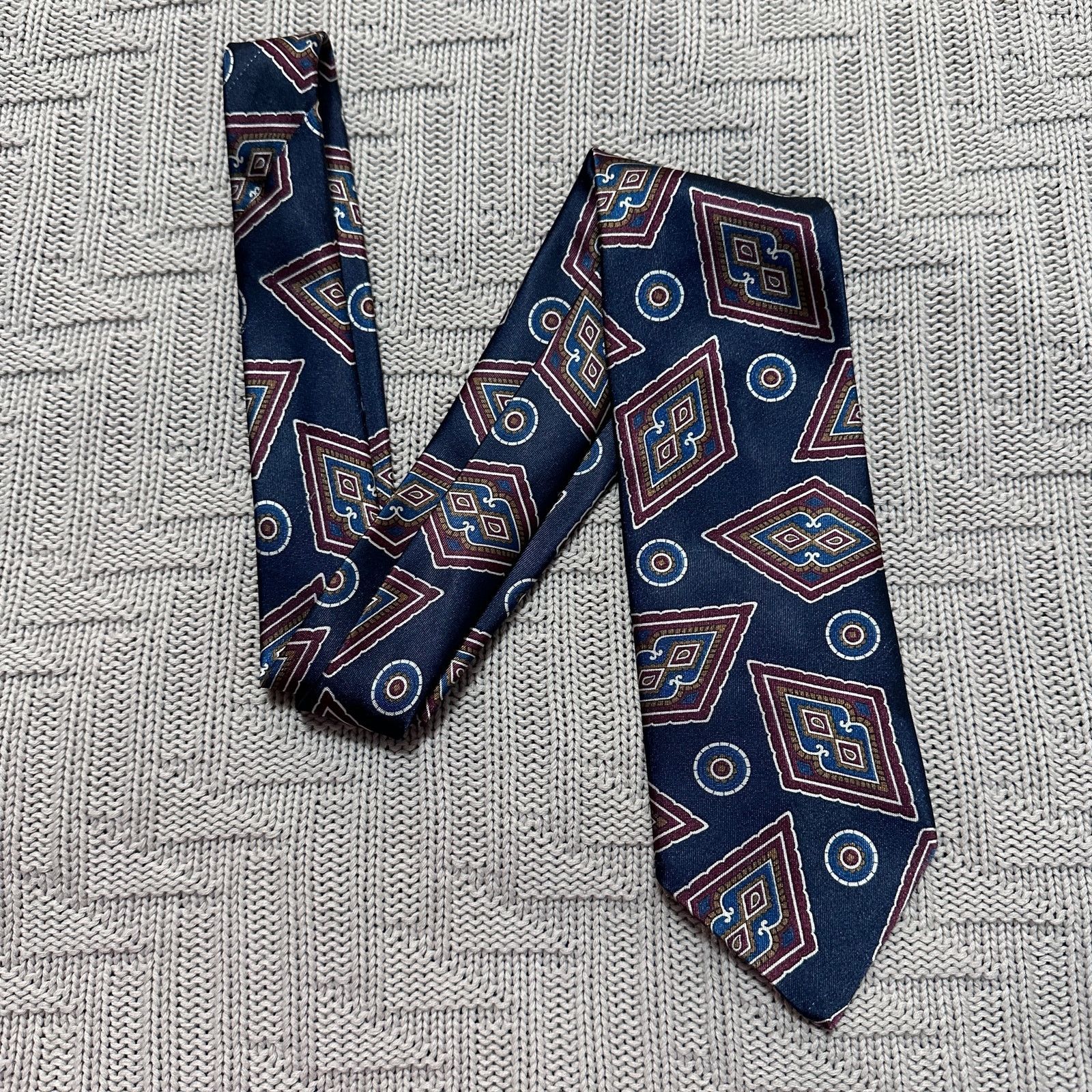 Vintage Vintage navy paisley men's tie Size ONE SIZE - 1 Thumbnail