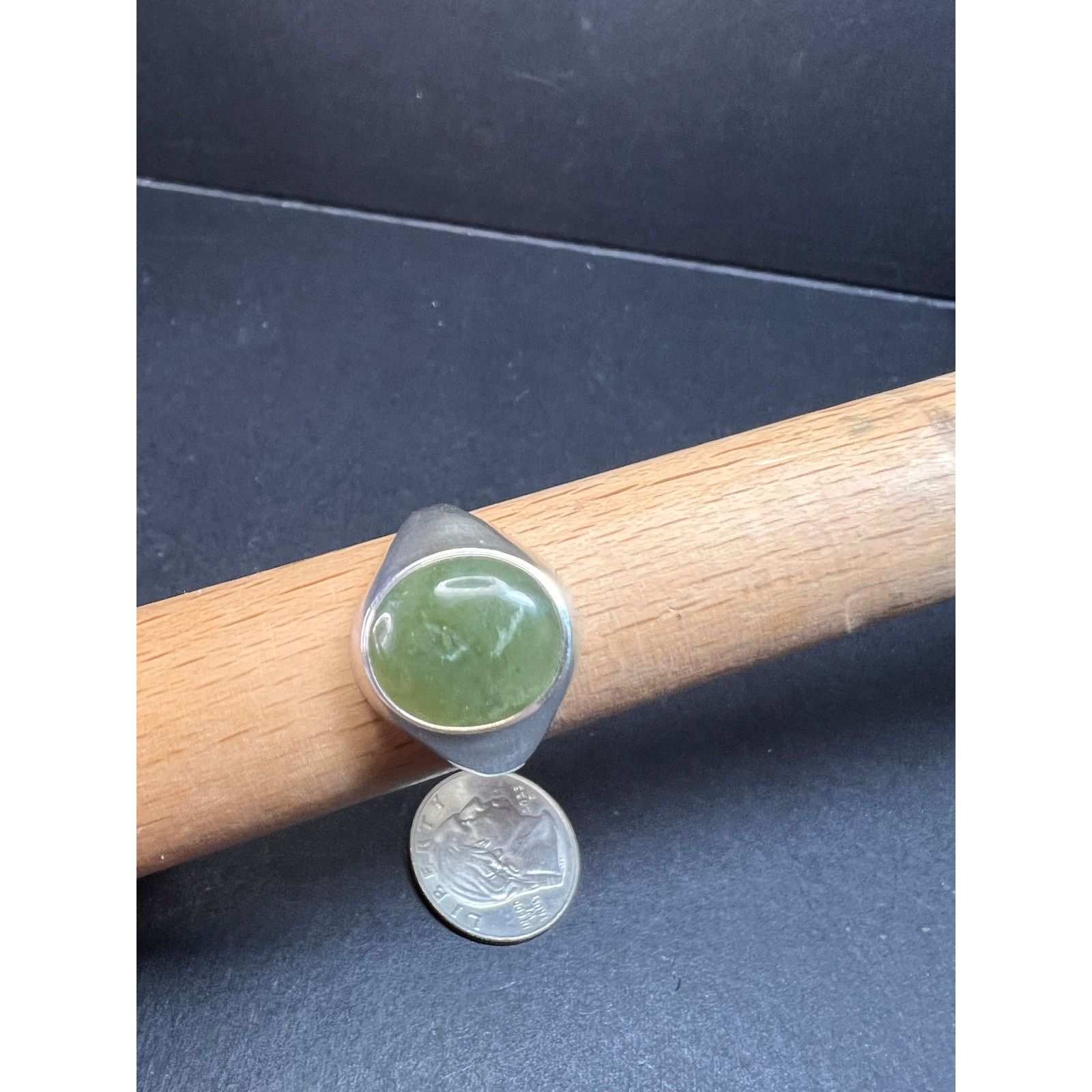 Other Vintage nephrite Jade sterling silver ring size 11 Size ONE SIZE - 12 Thumbnail
