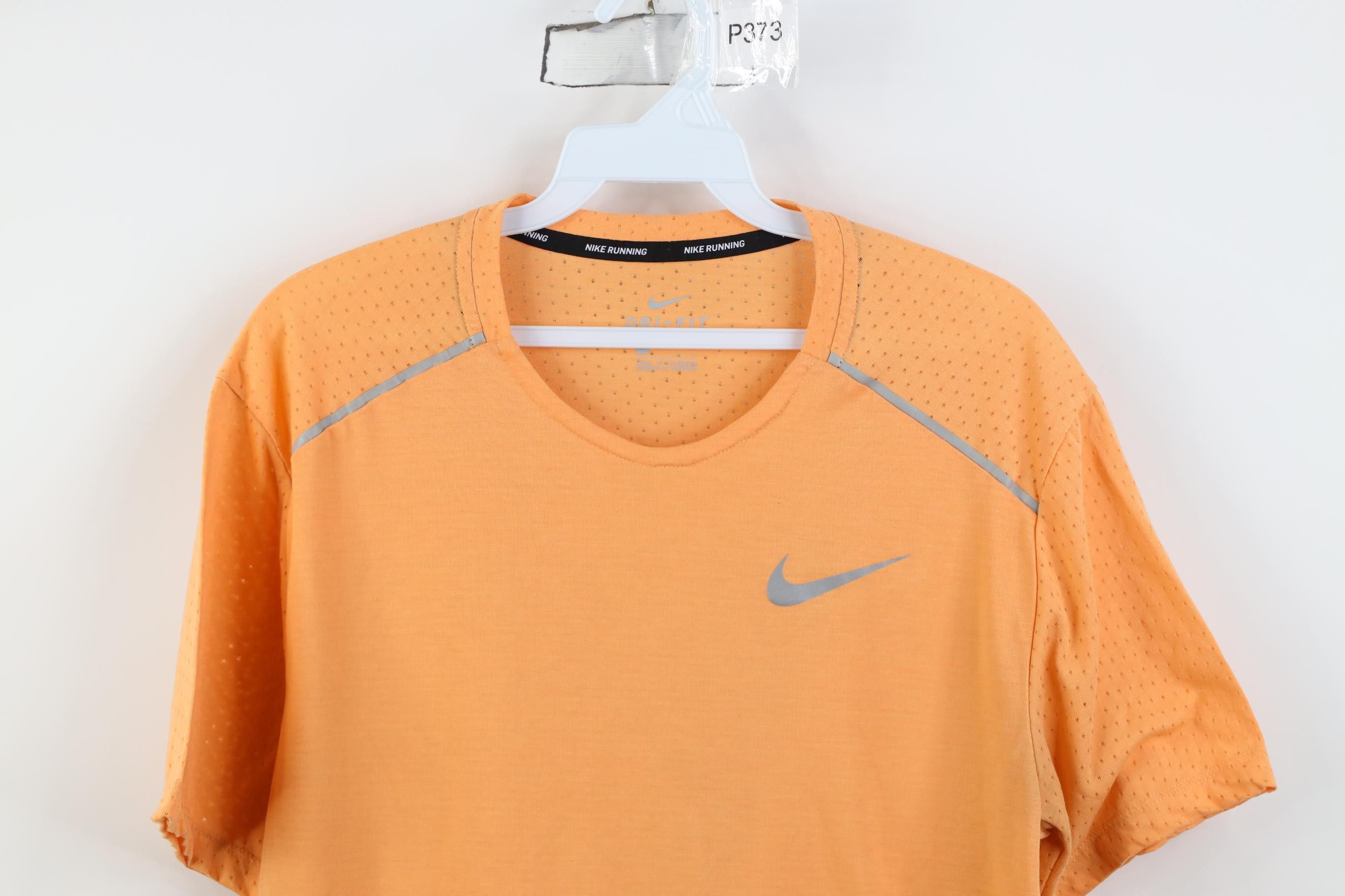 Nike Nike Running Breathe 365 Mesh Short Sleeve T-Shirt Size US M / EU 48-50 / 2 - 2 Thumbnail