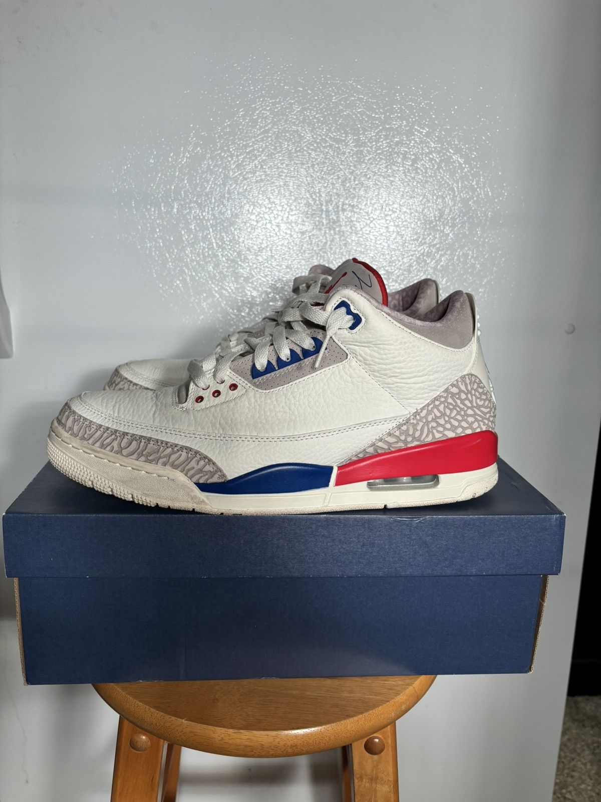 Jordan Brand AIR JORDAN 3 RETRO Size US 12 / EU 45 - 1 Thumbnail